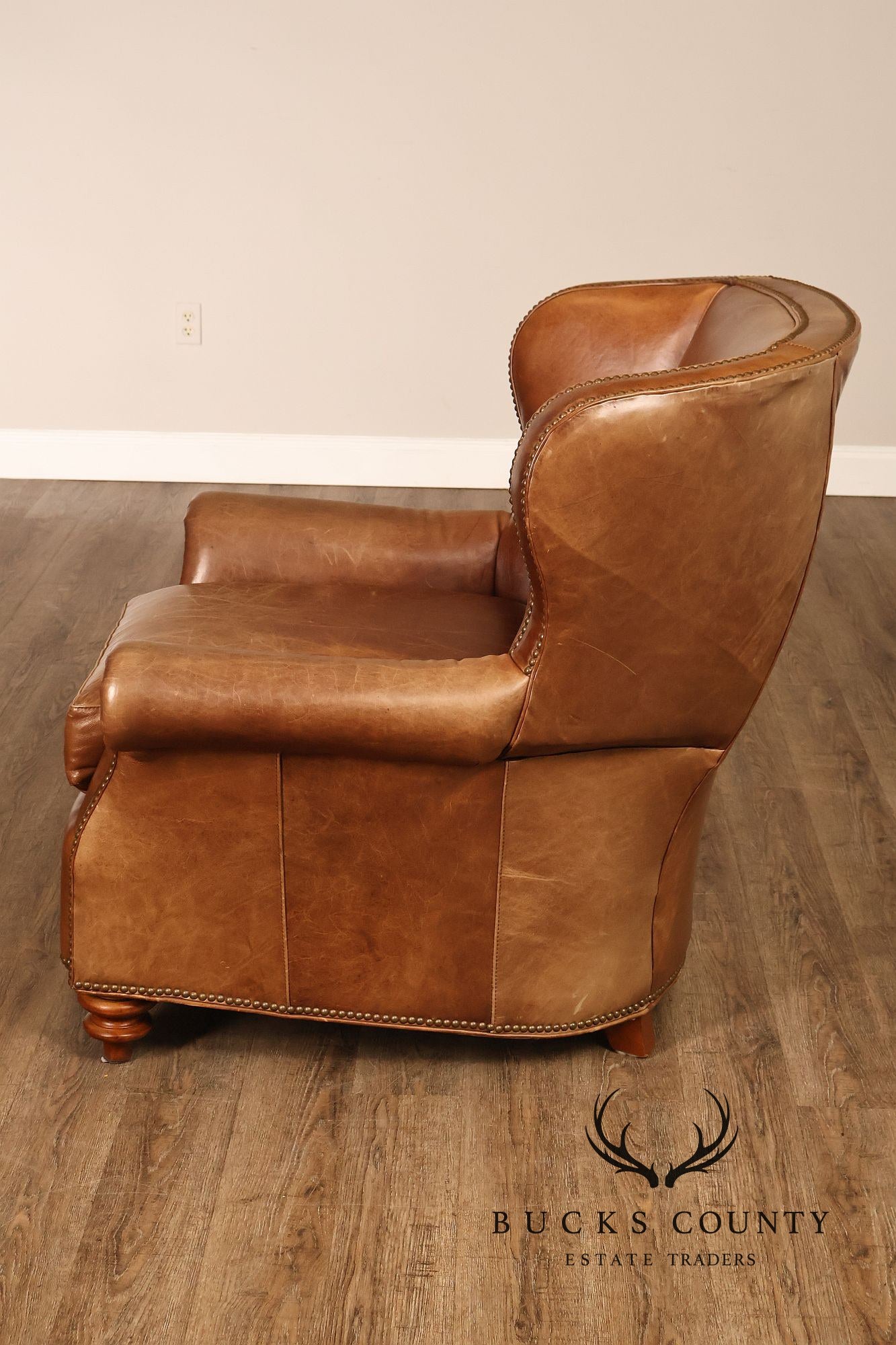 La-Z-Boy Classic Traditional Leather Club Chair