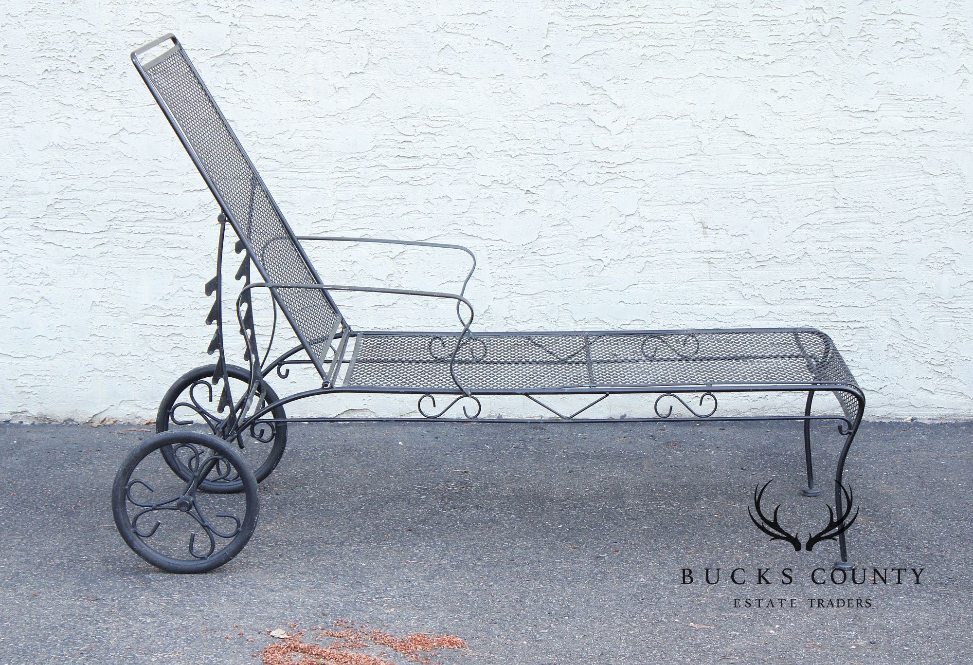 Vintage Wrought Iron Outdoor Patio Chaise Lounge