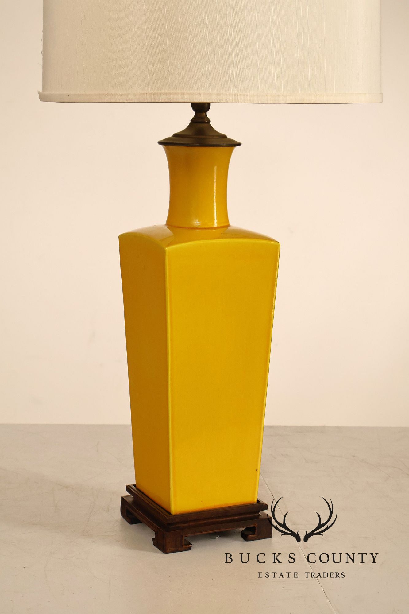 Mid Century Modern Yellow Glazed Ceramic Table Lamp