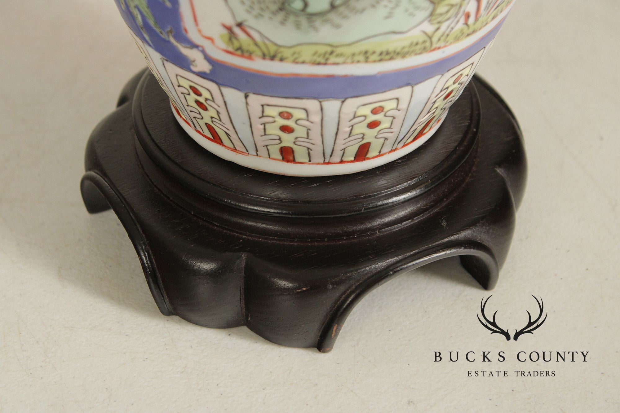 Asian Style Porcelain Vasiform Table Lamp