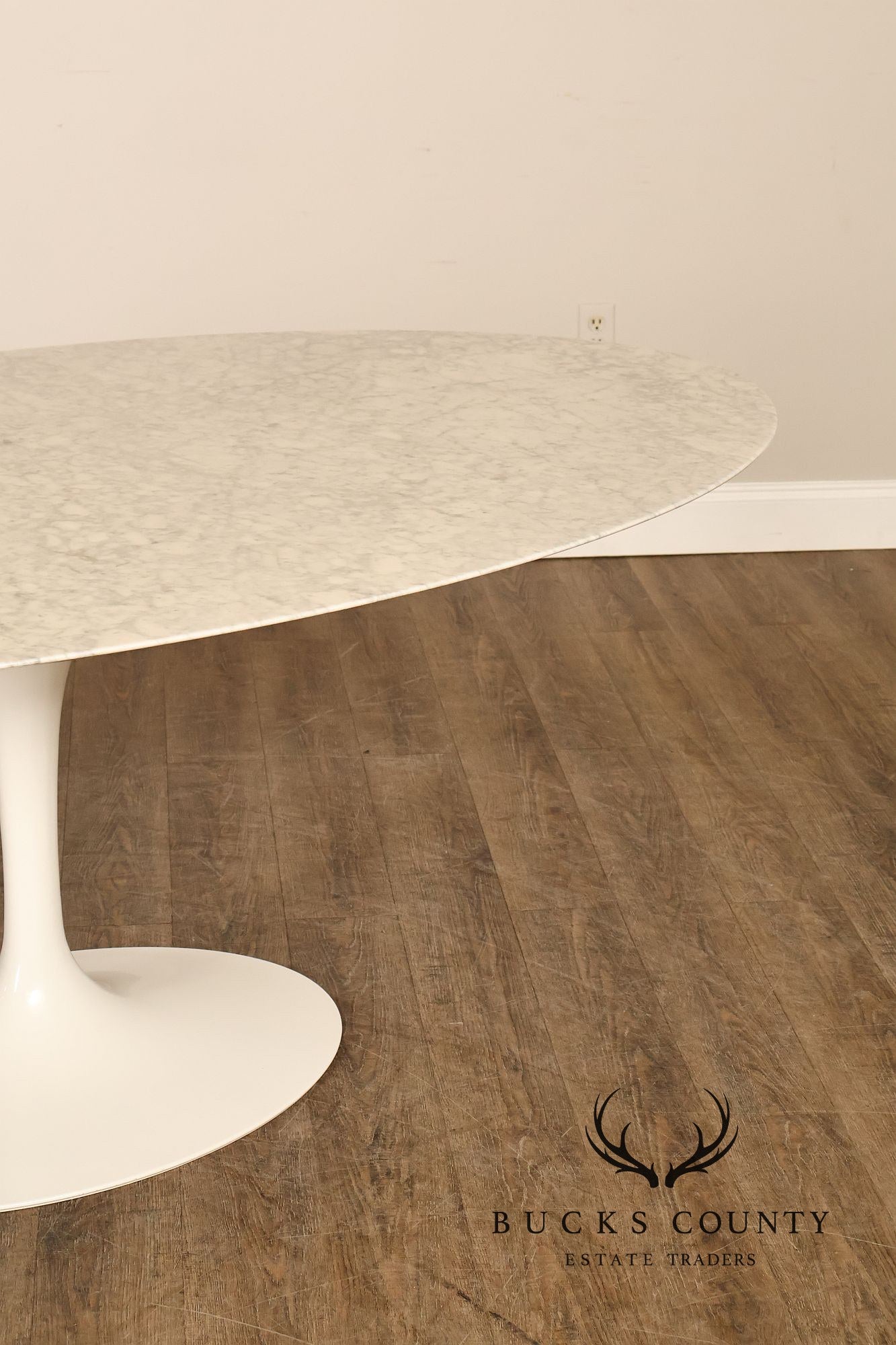 Knoll Saarinen Oval Marble Dining Table