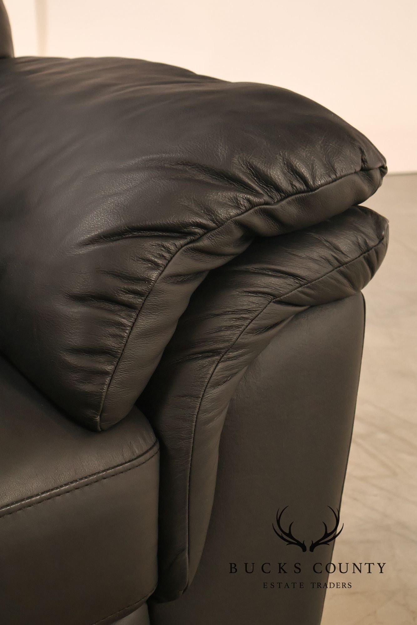 Italsofa Contemporary Black Leather Club Chair