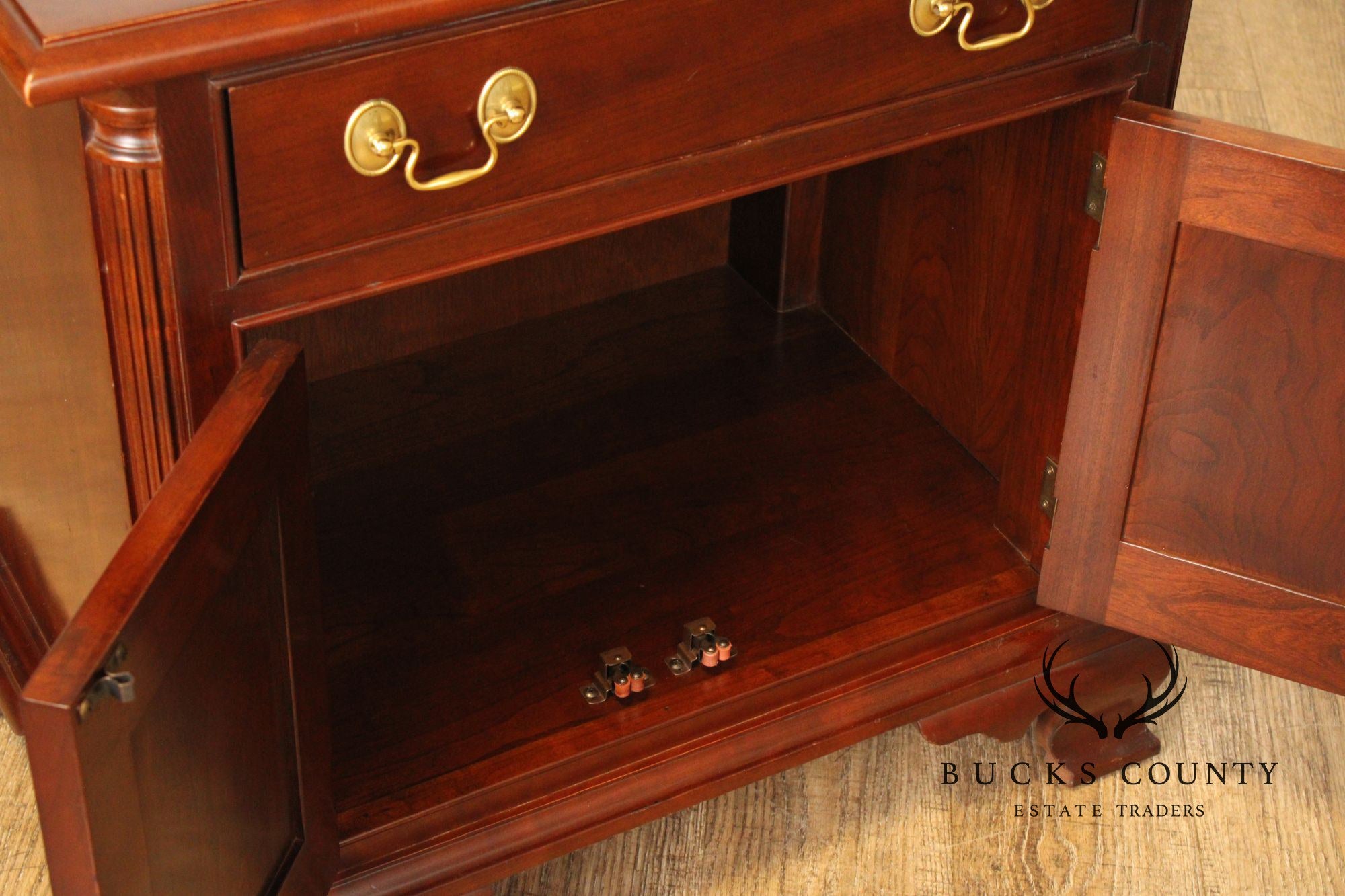 Stickley Chippendale Style Vintage Cherry Nightstand