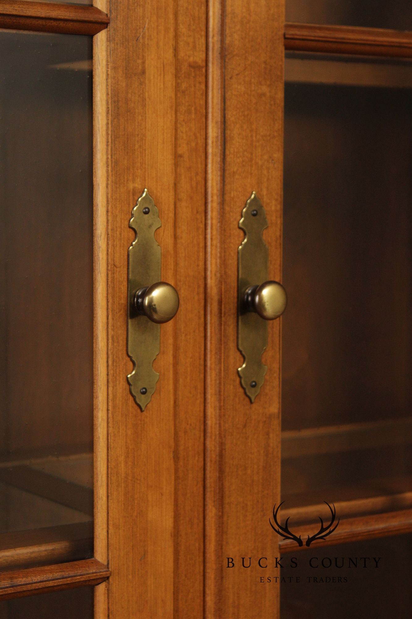 Ethan Allen 1776 Collection Maple Lighted China Cabinet