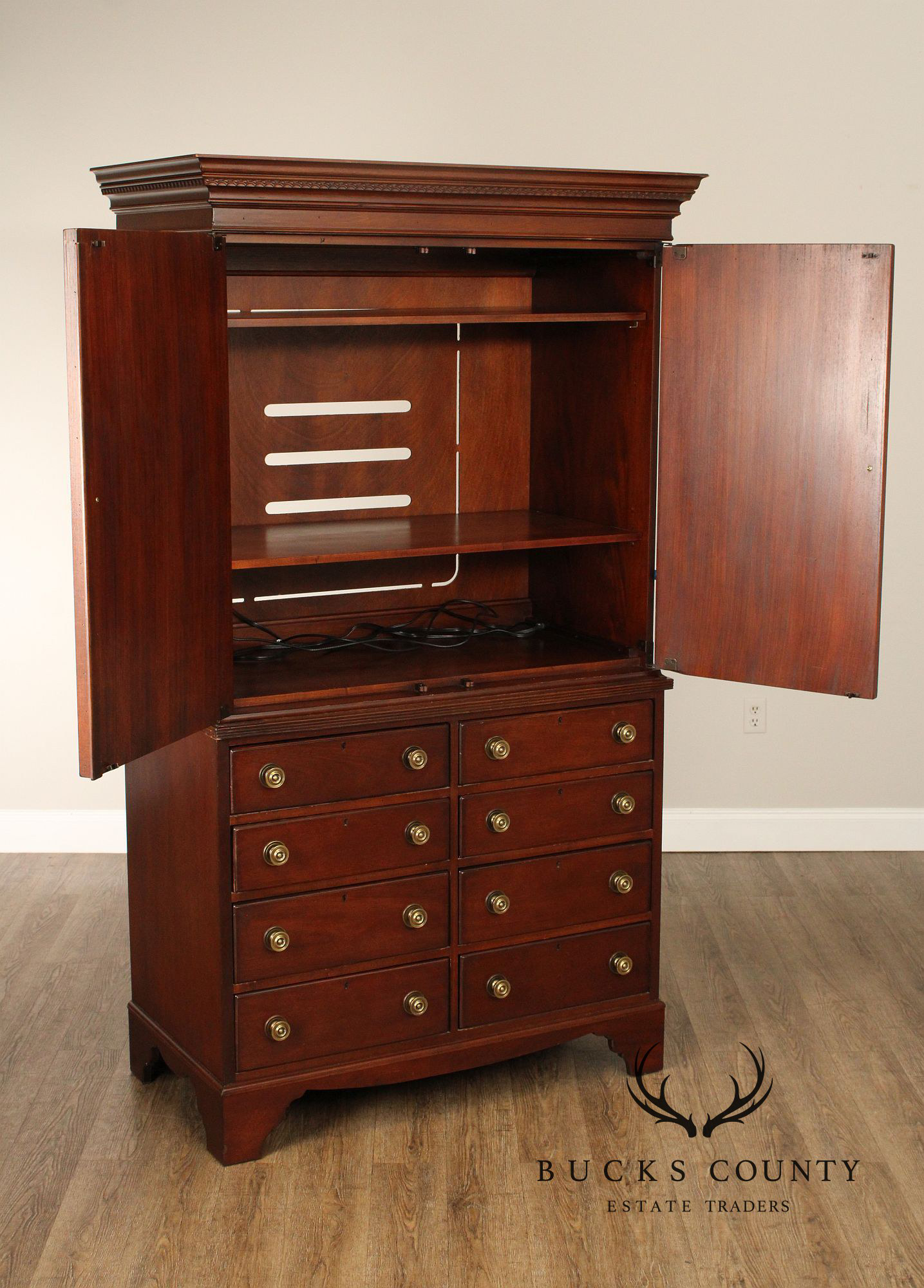 Lexington Furniture Palmer Home Collection Armoire