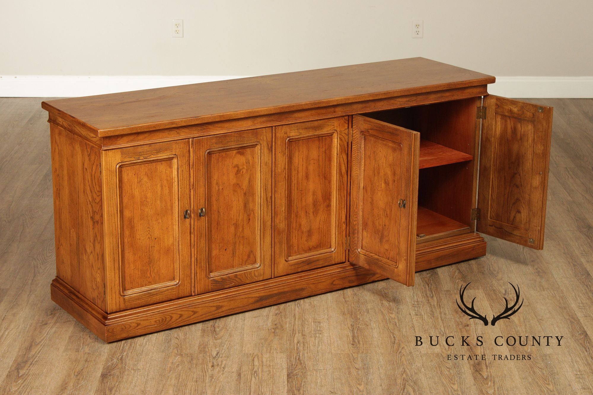 Henredon Artefacts Collection Oak Sideboard Credenza