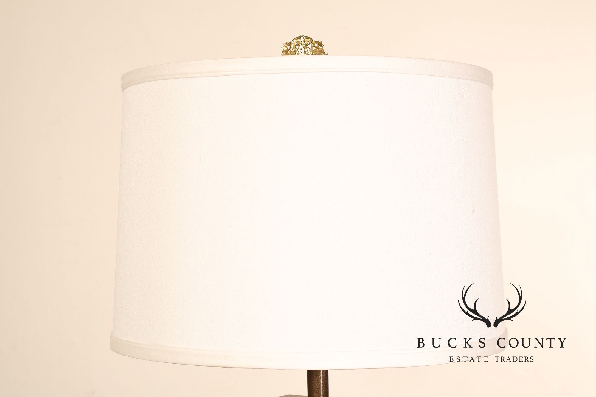 Castilian Brass Swan Motif Table Lamp with Glass Body