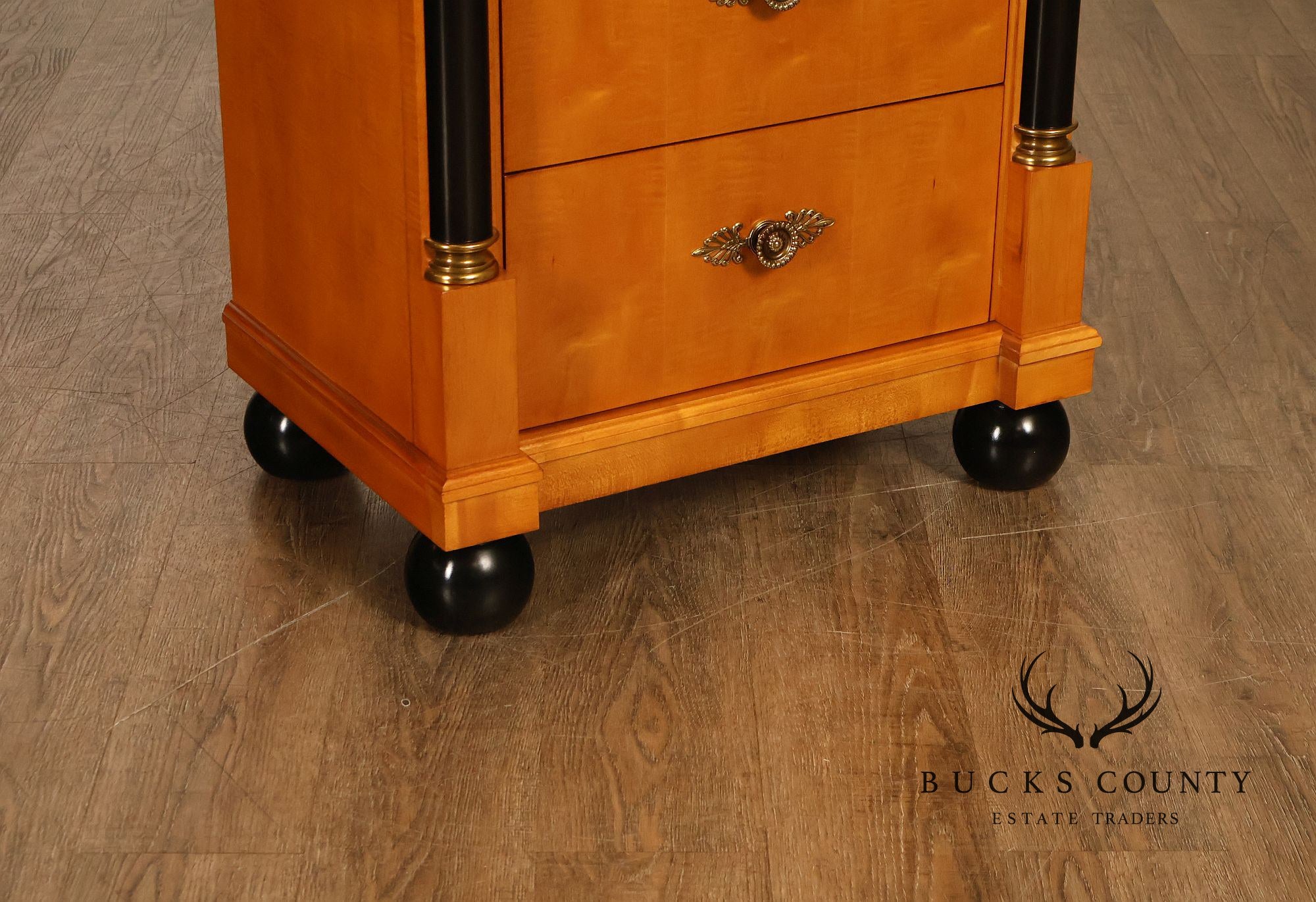 Thomasville Grand Classics Collection Empire Style Lingerie Chest