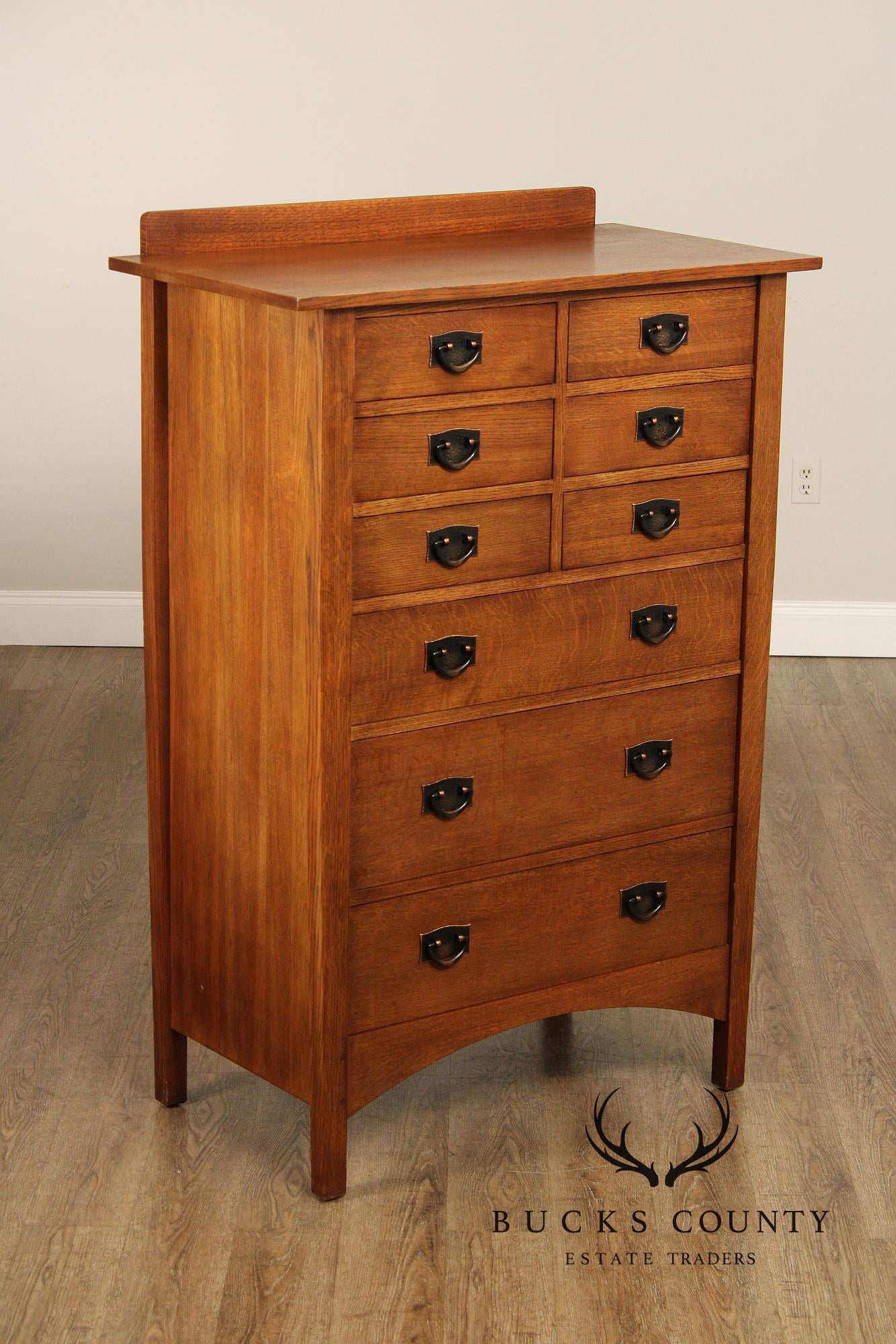 Stickley Mission Collection Harvey Ellis Oak Nine-Drawer Chest