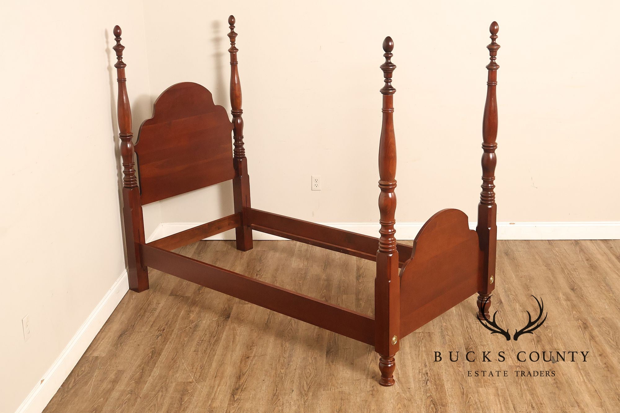 Pair Of Traditional Cherry Wood Twin Poster Beds