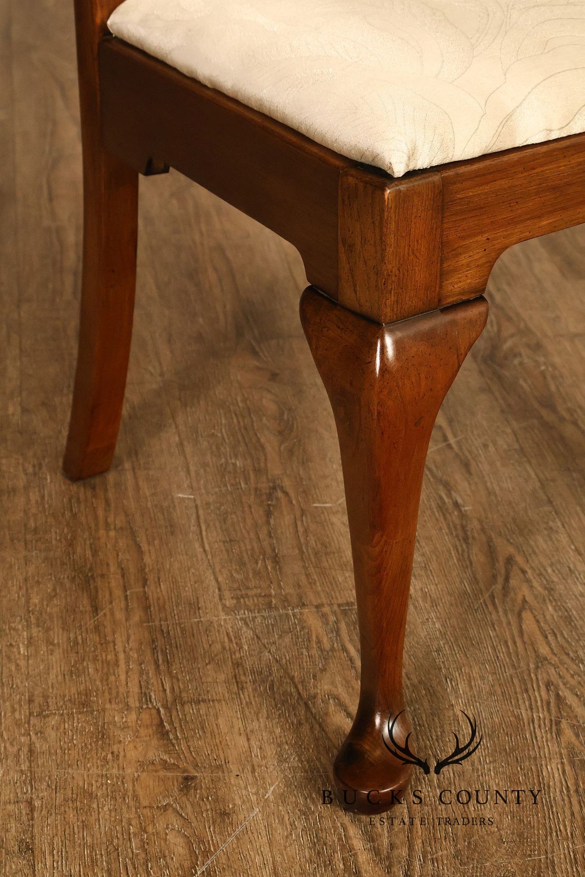 Pennsylvania House Queen Anne Style Set of Six Cherry Dining Chairs