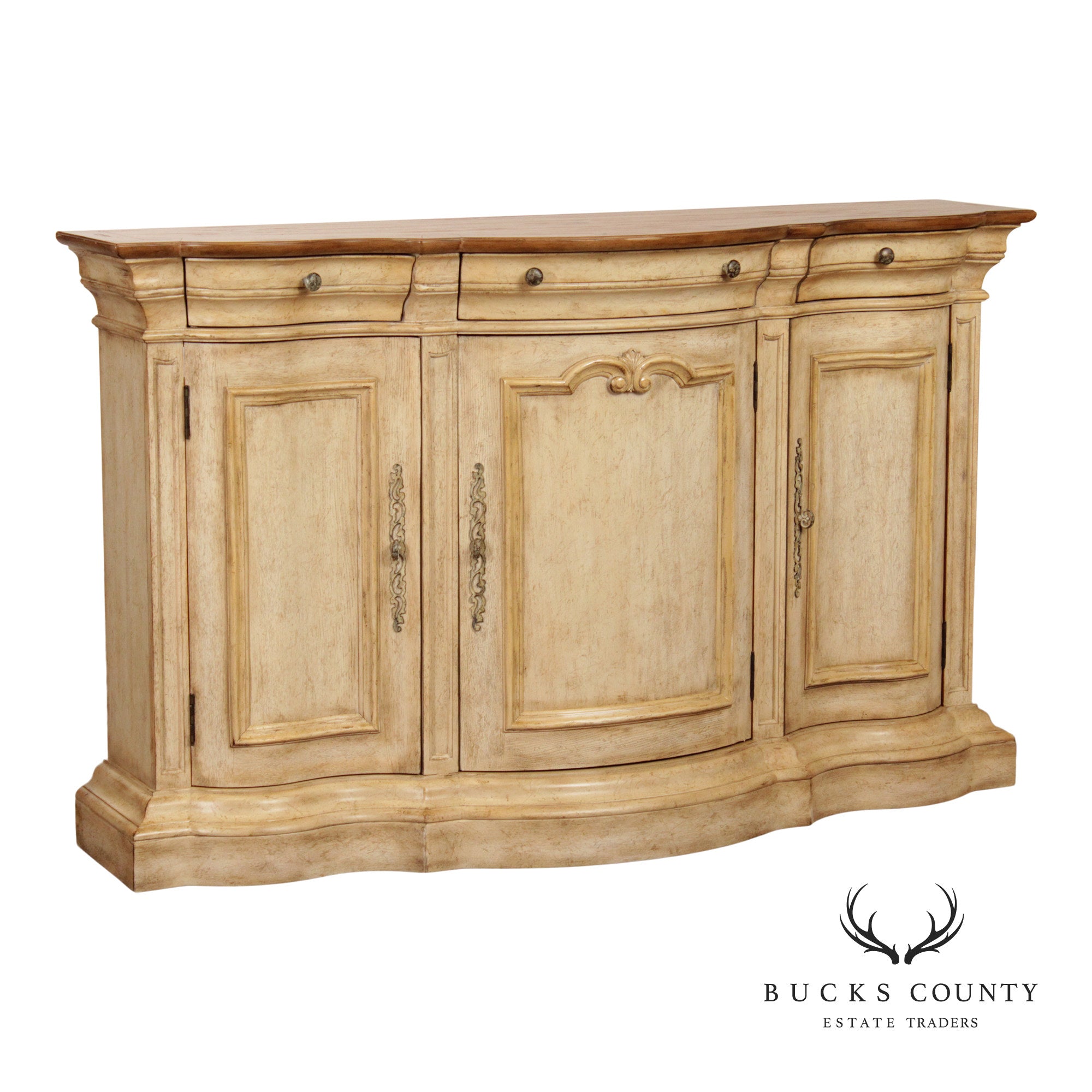 Hooker Furniture Grandover 3 Door Shaped Credenza Sideboard