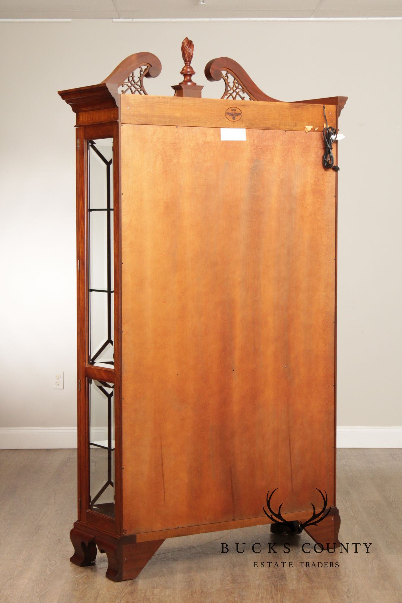Henkel Harris Georgian Style Mahogany Display Case Cabinet