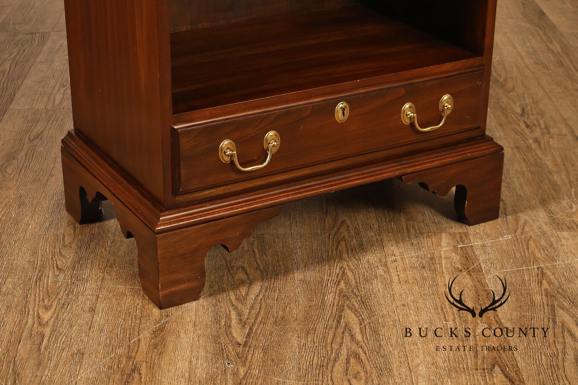 Harden Georgian Style Cherry One Drawer Nightstand With Pull-Out Tray