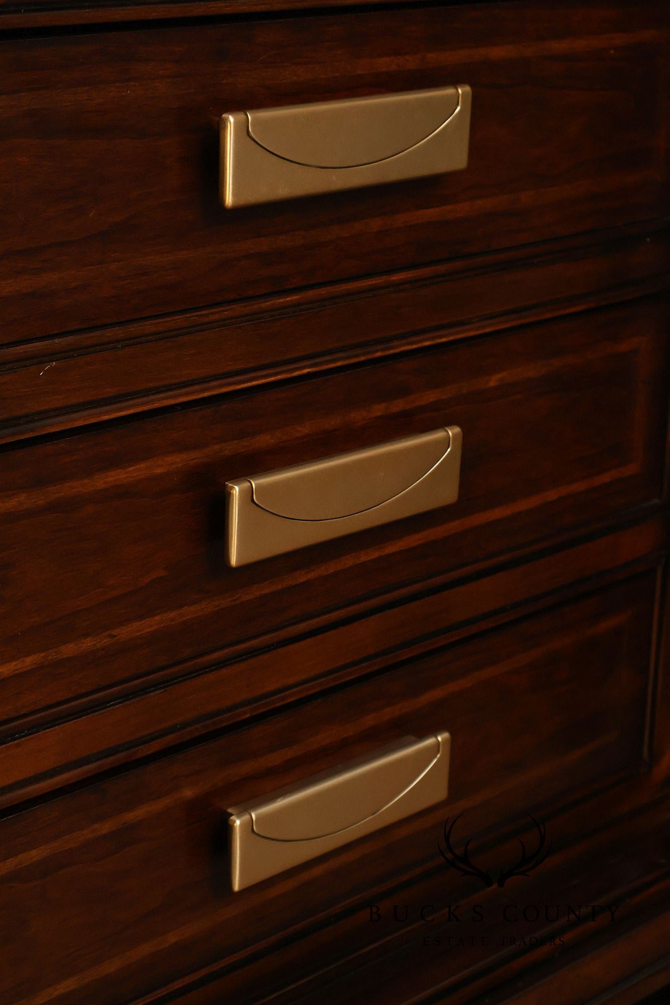 Thomasville Contemporary Display Cabinet