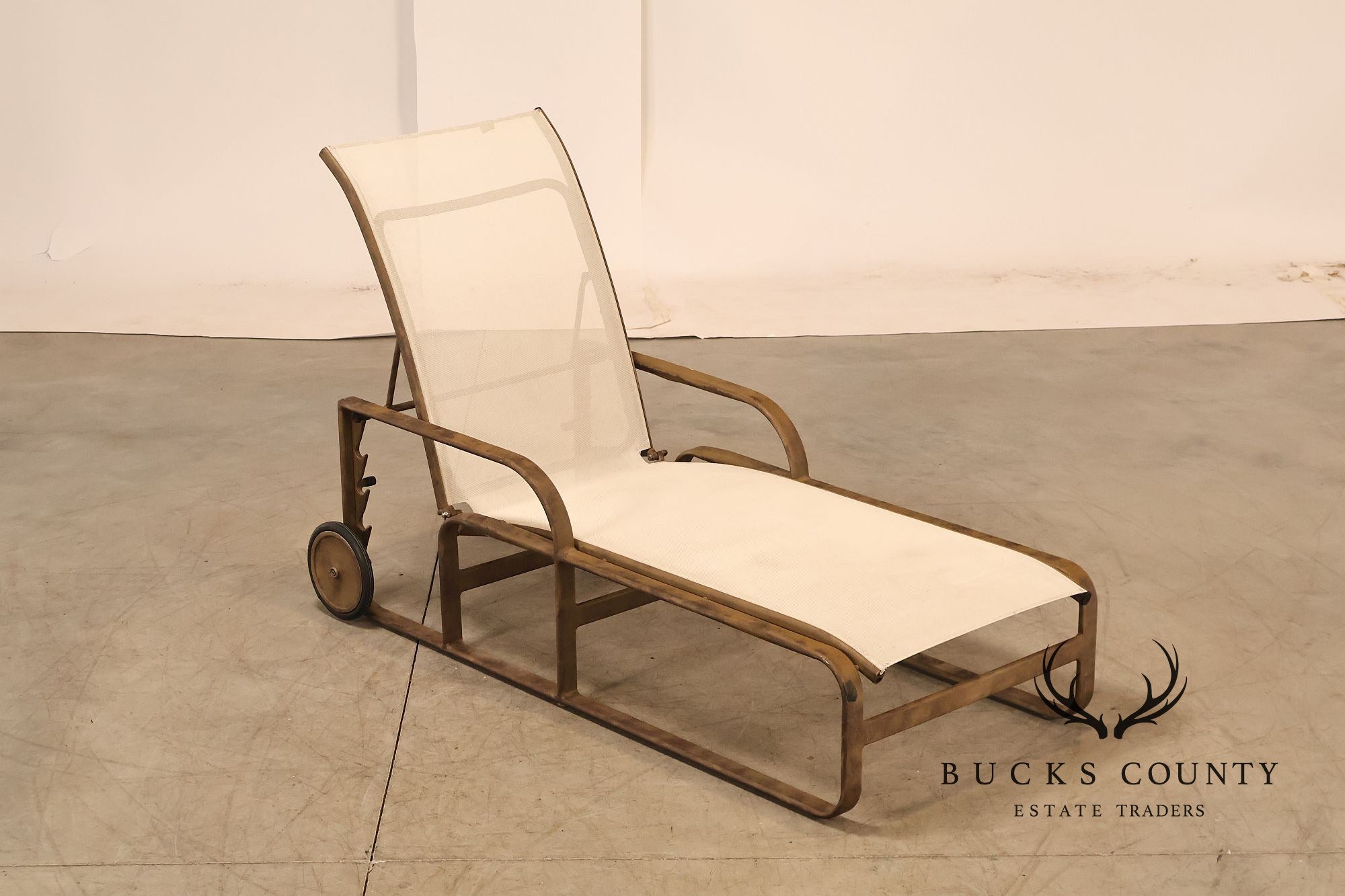 Brown Jordan Quantum Pair Of Contemporary Aluminum Sling Adjustable Chaise Lounge Chairs