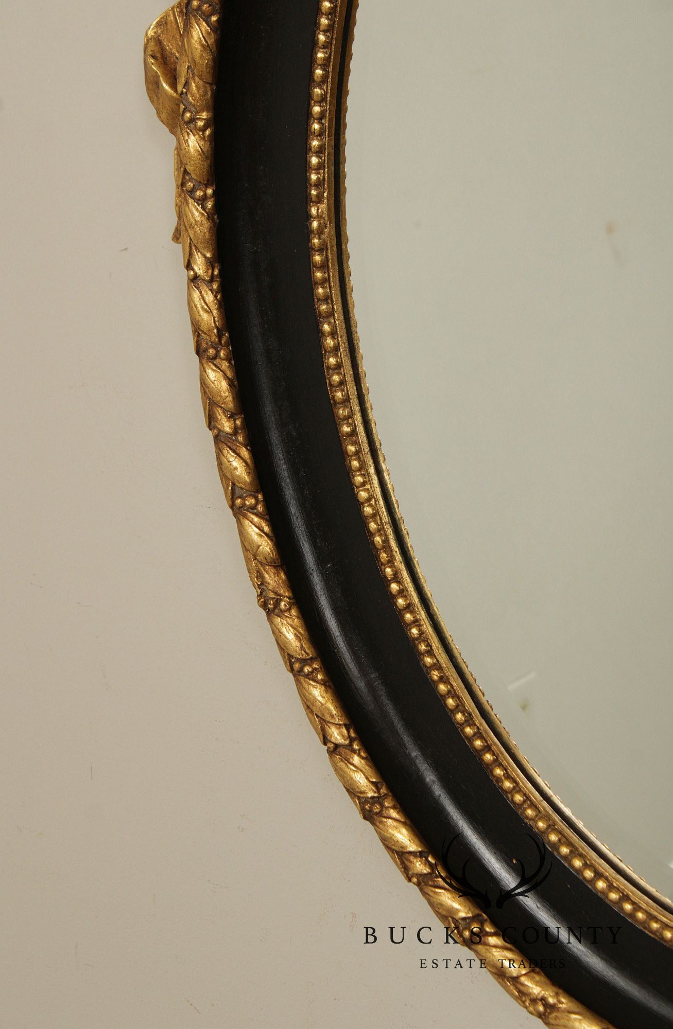 Friedman Brothers 'The Leonia' Giltwood Oval Wall Mirror