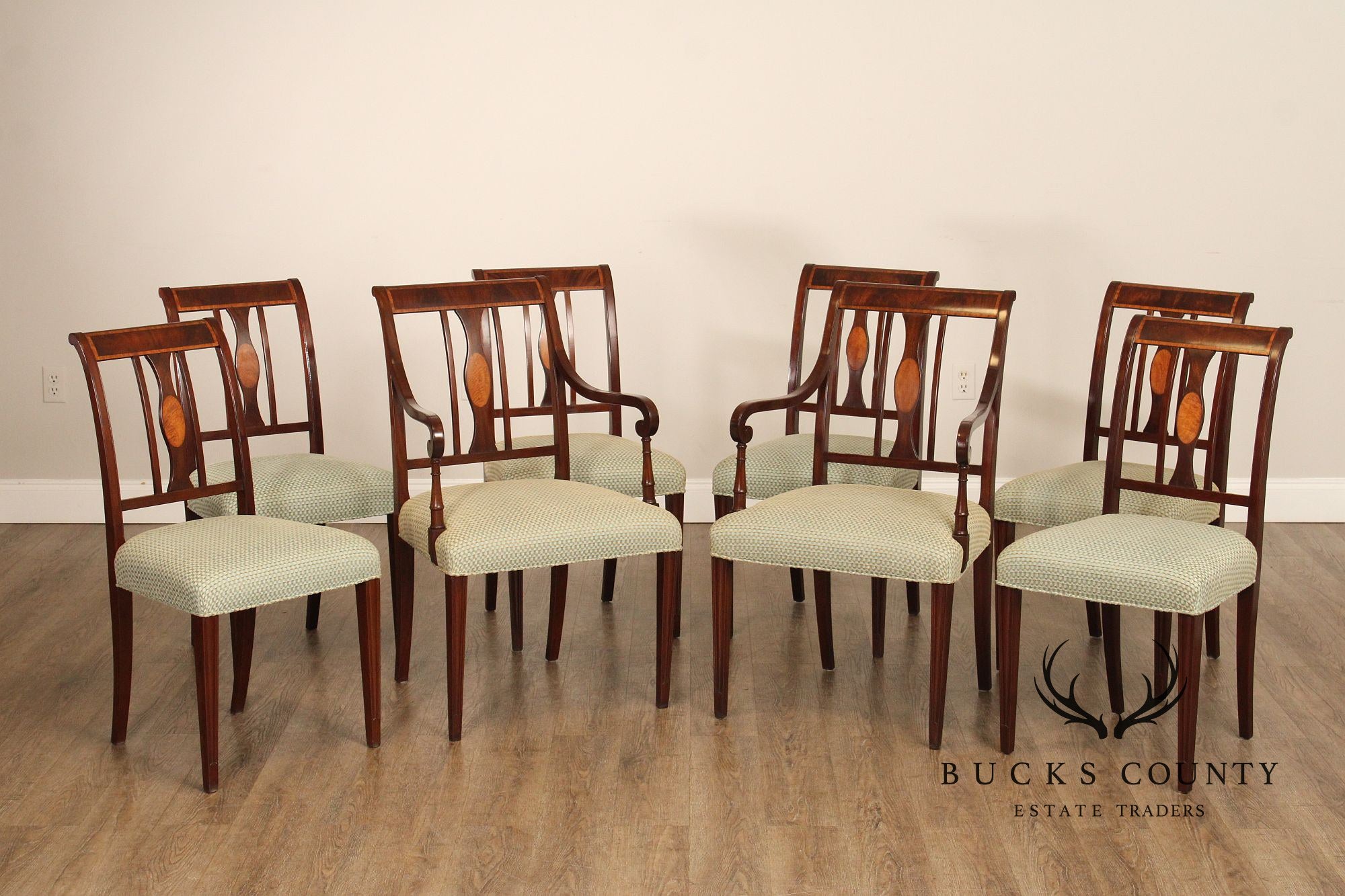 1940s Federal Style Set of Eight Mahogany Dining Chairs