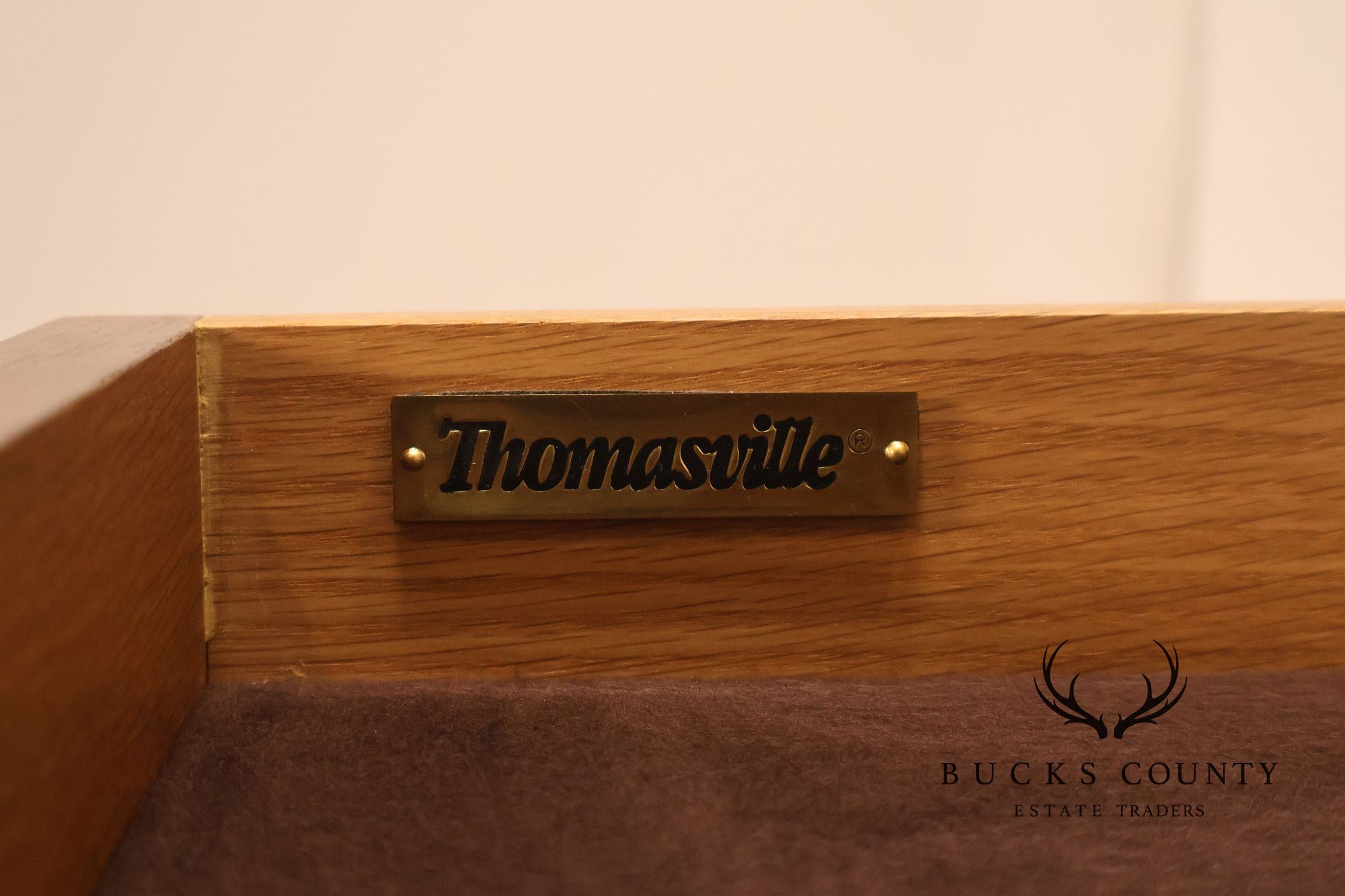 Thomasville Oak Expandable Dining Table