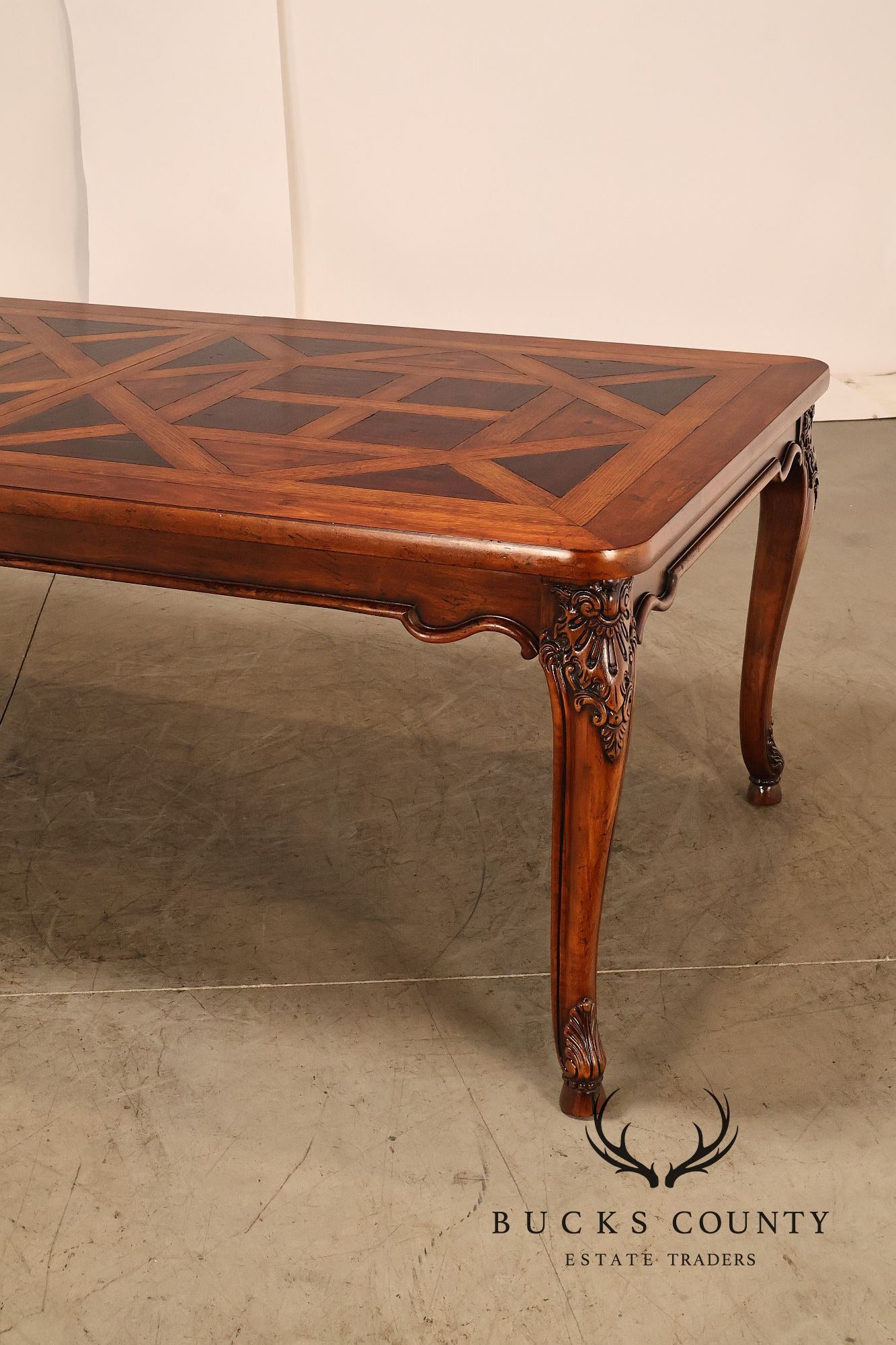 Henredon French Provincial Style Parquetry Top Expandable Dining Table