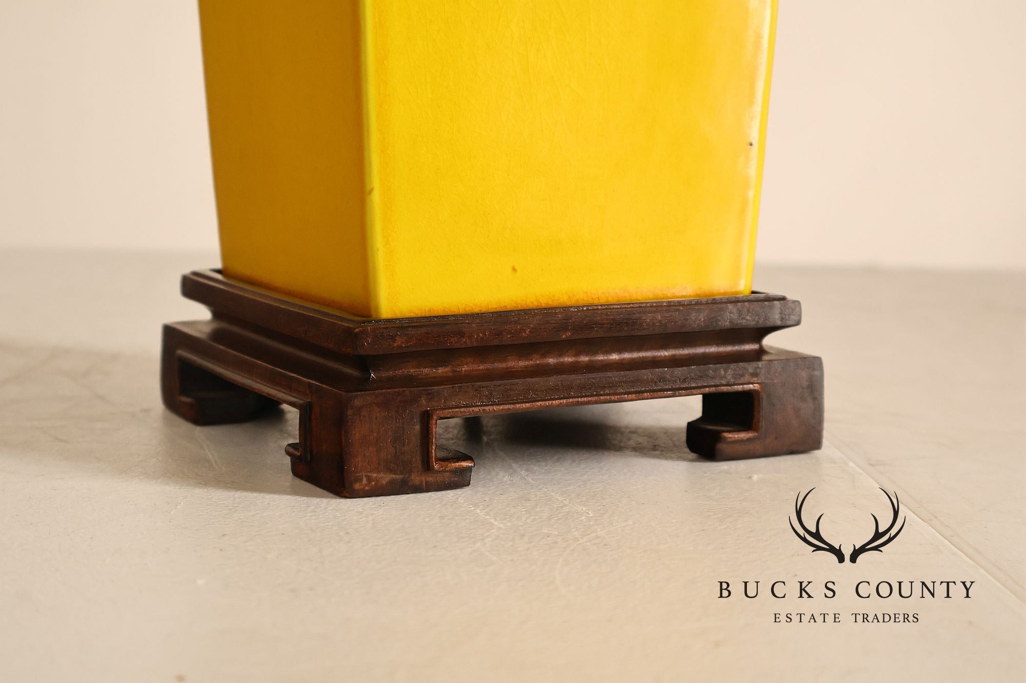 Mid Century Modern Yellow Glazed Ceramic Table Lamp