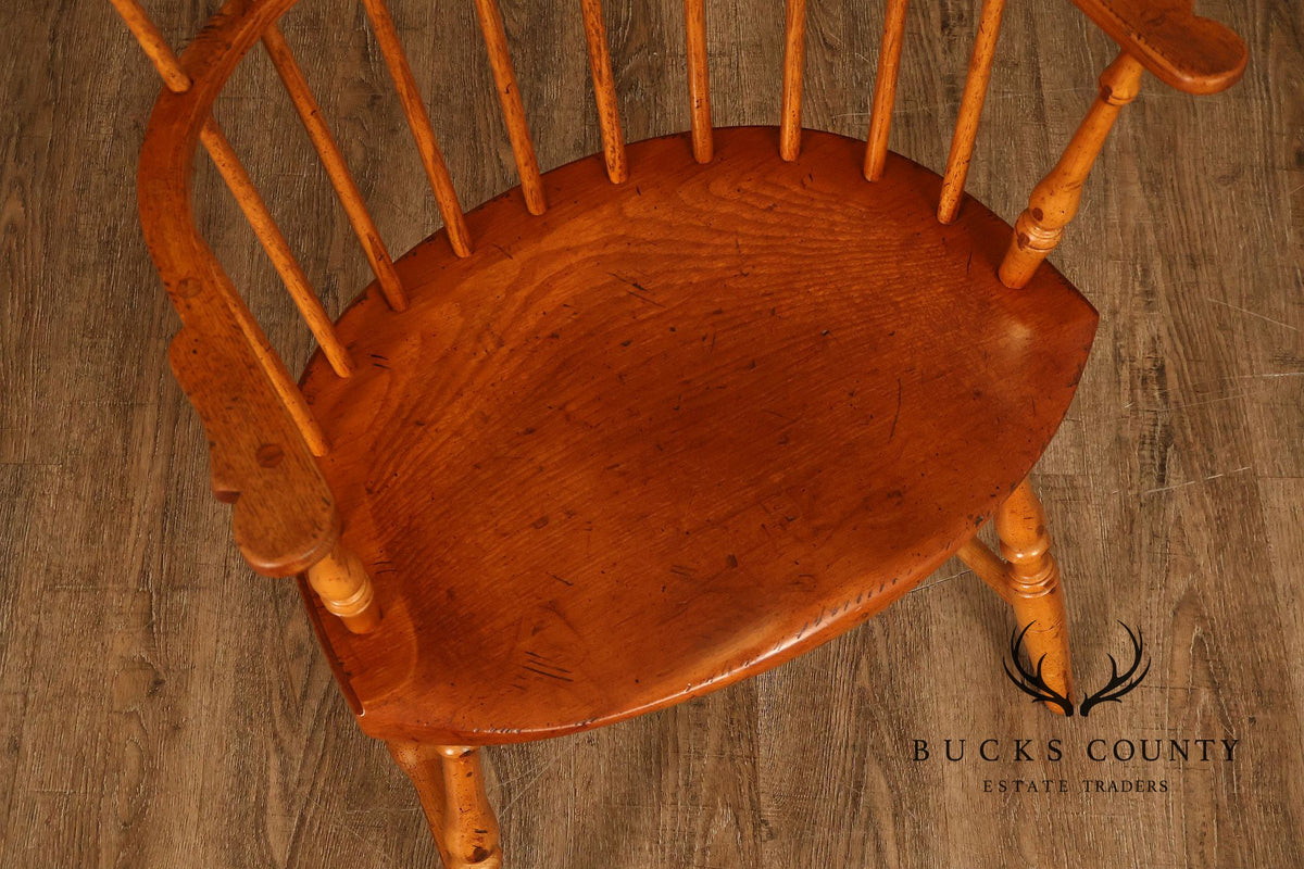 Duckloe Colonial Reproduction Set Of 5 Windsor Armchairs