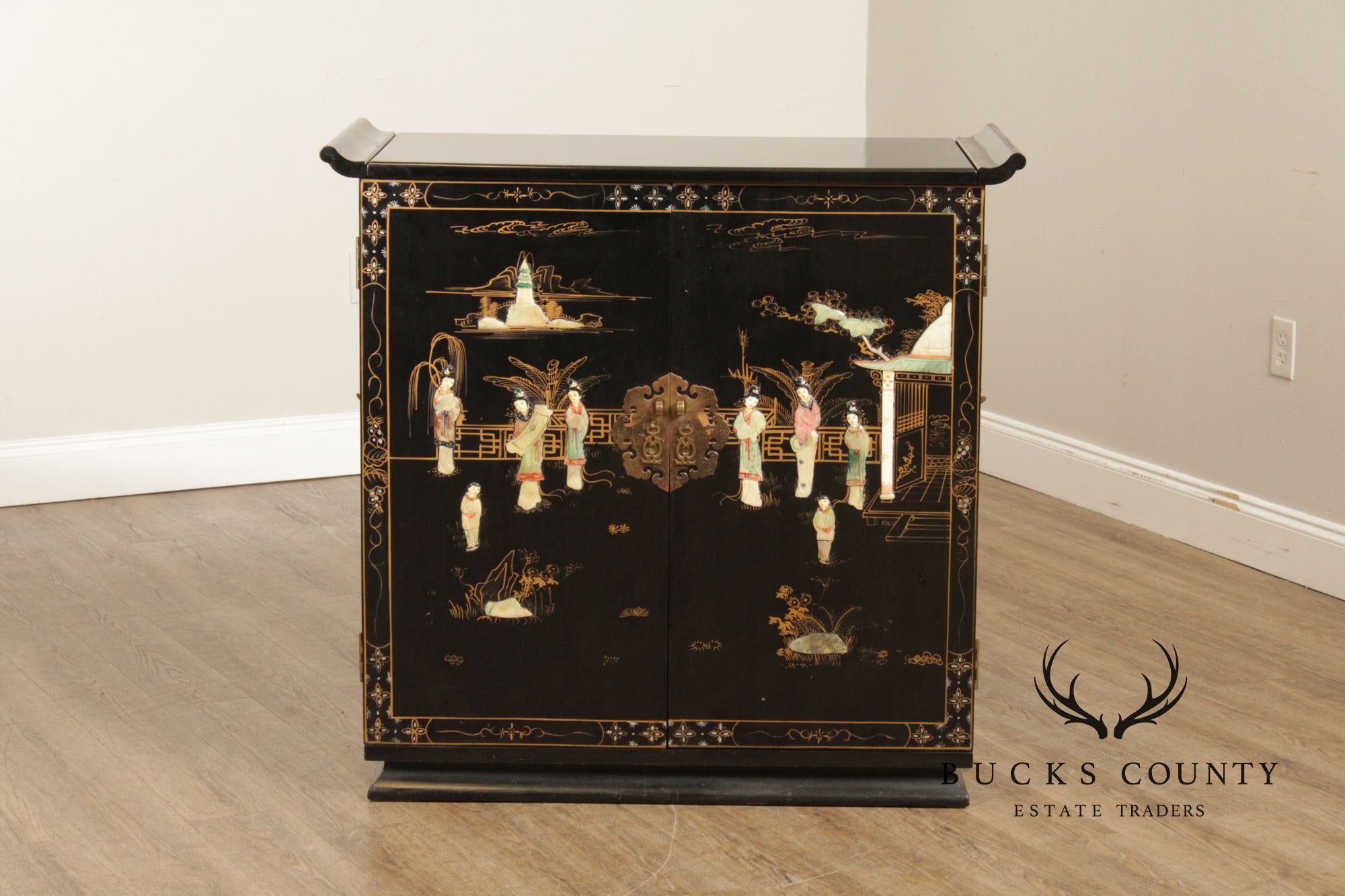 Chinoiserie Lift Top Bar Cabinet