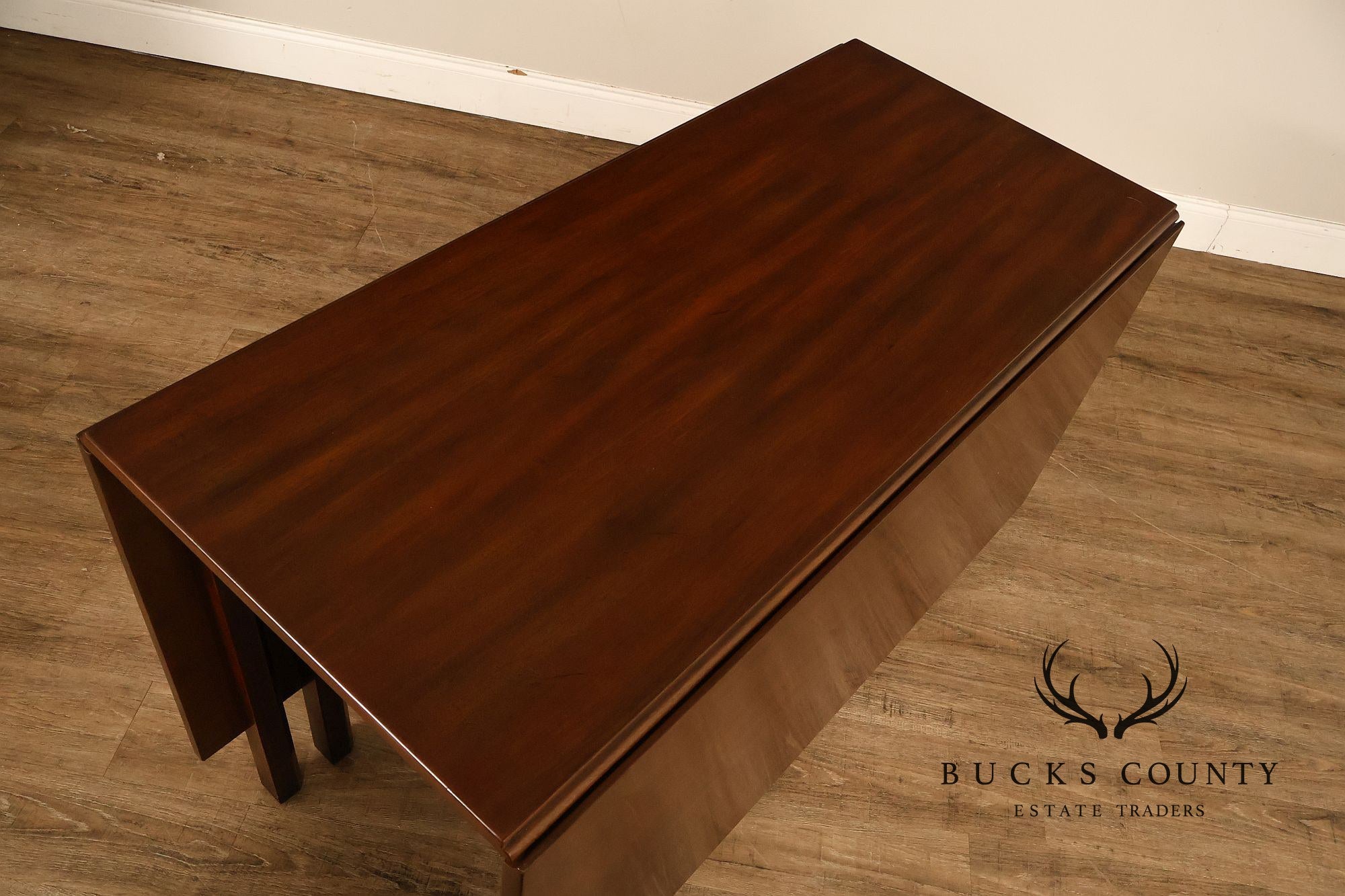 Kittinger Colonial Williamsburg Mahogany Drop Leaf Dining Table