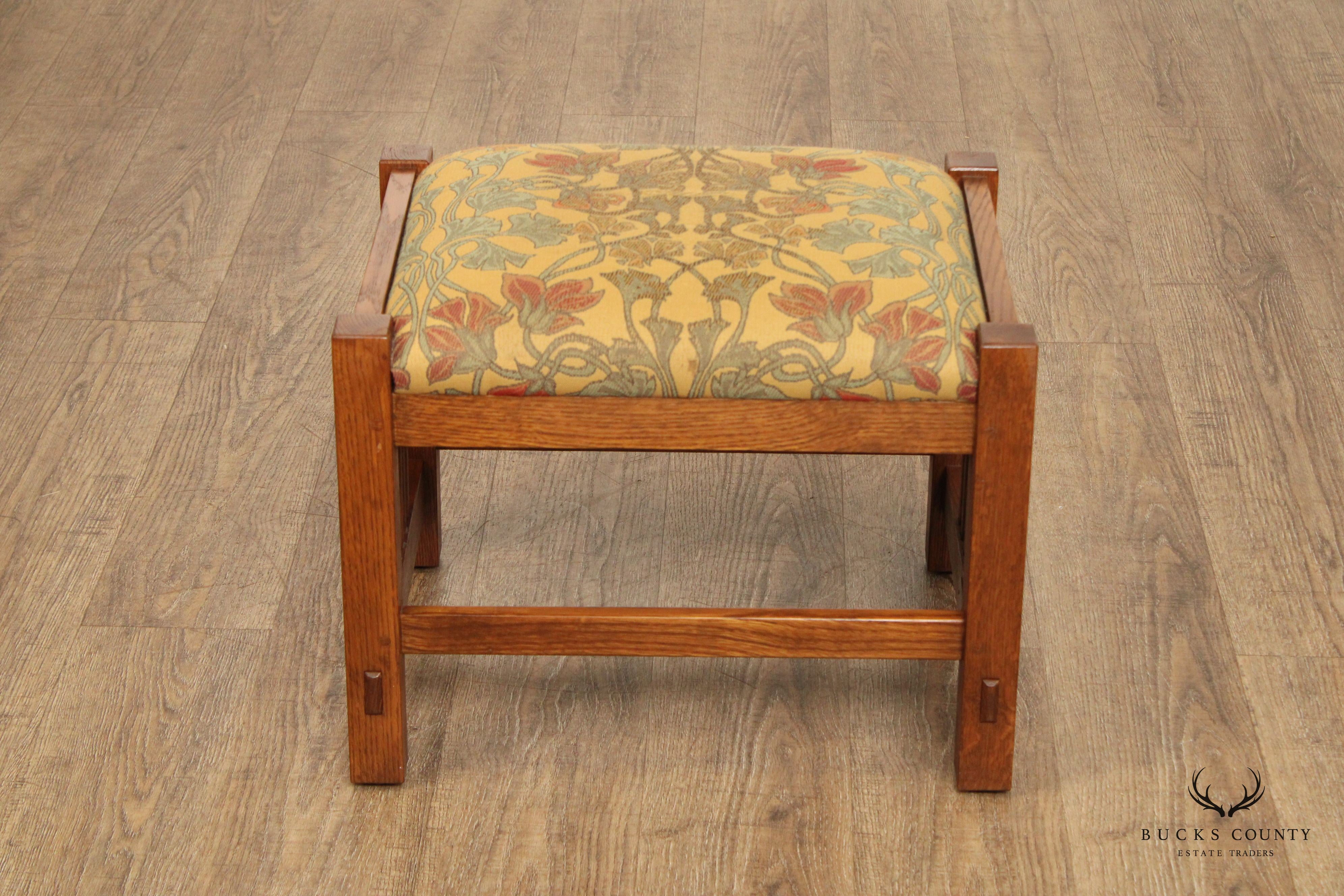 Stickley Mission Collection Oak Spindle Footstool