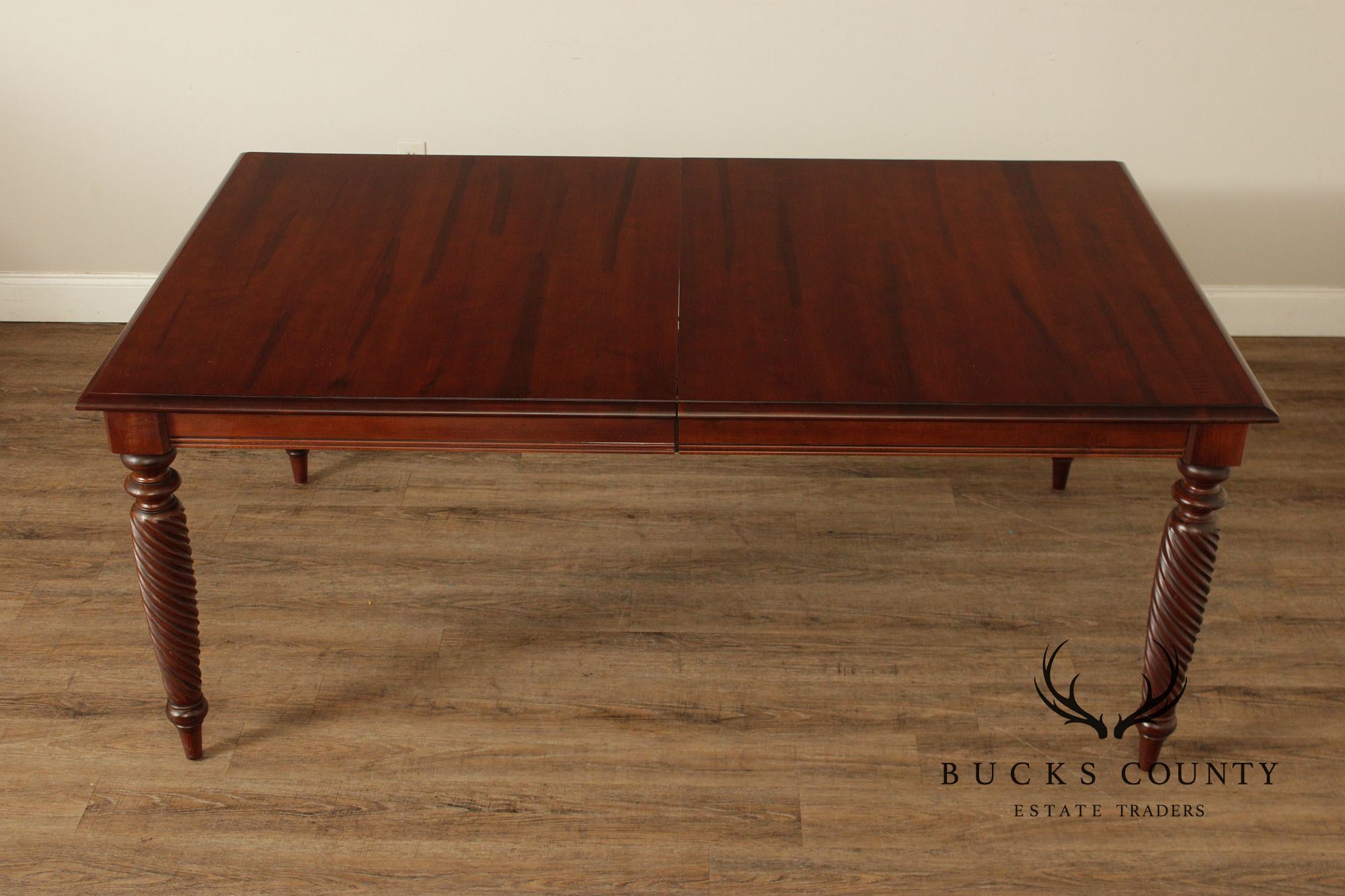 Ethan Allen 'British Classics' Extendable Dining Table