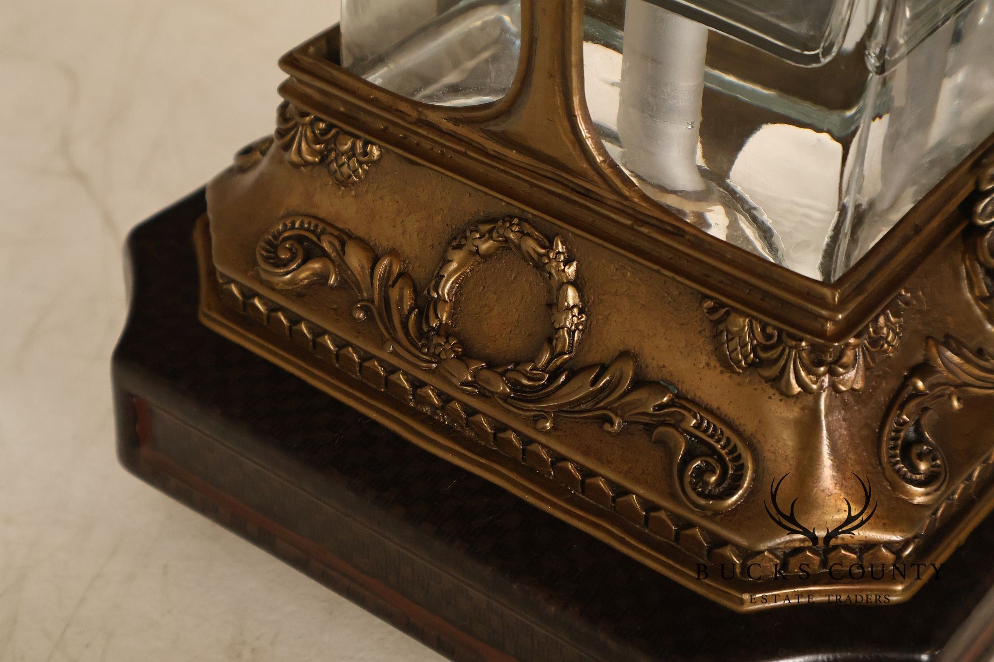 Castilian Brass Swan Motif Table Lamp with Glass Body