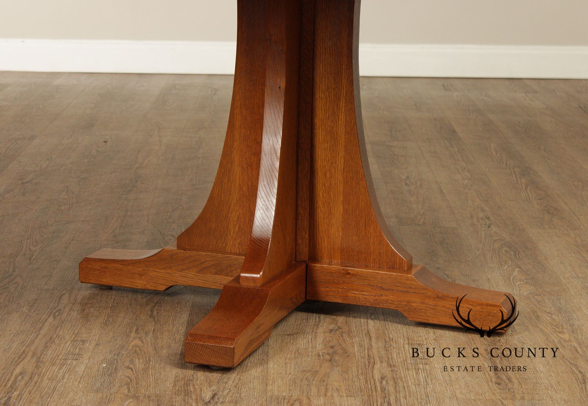 Stickley Mission Collection Round Oak Pedestal Expandable Dining Table