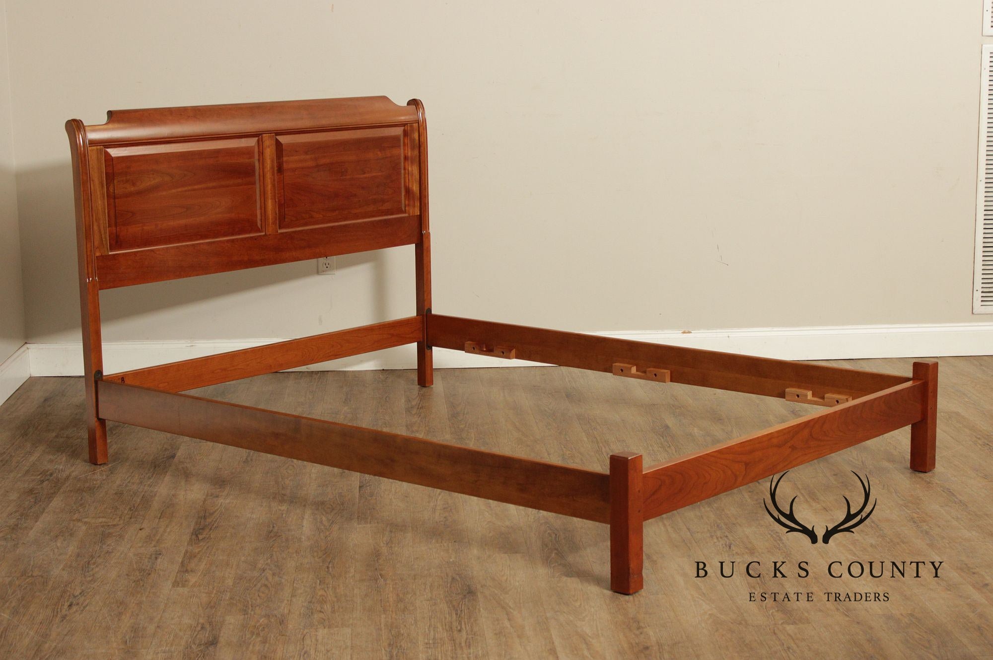 Stickley Traditional Cherry Queen Bed