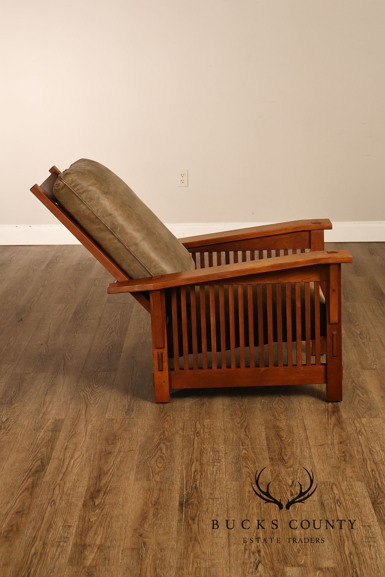 Stickley Mission Collection Cherry Spindle Morris Lounge Chair