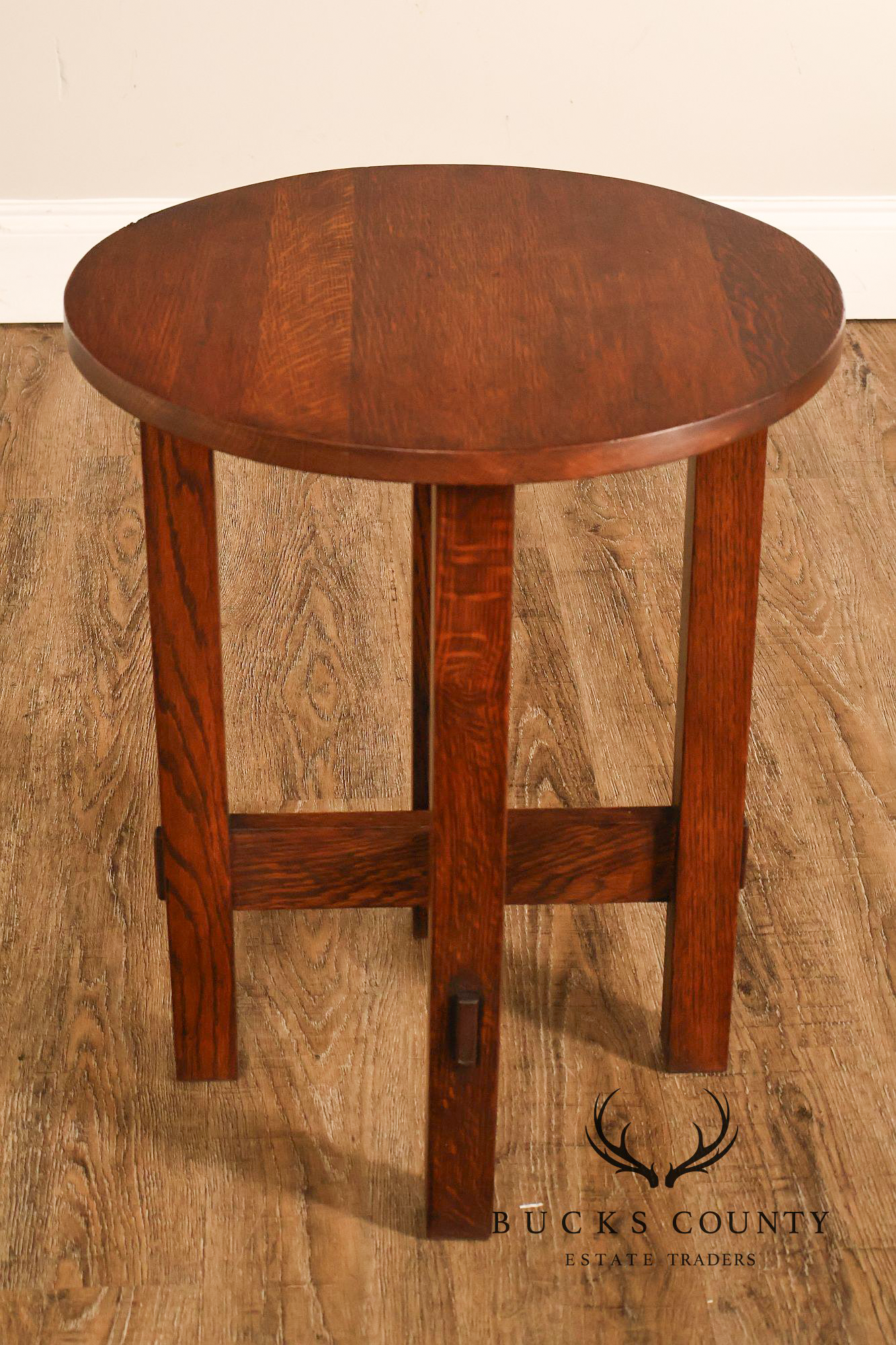 Arts And Crafts Style Round Oak Lamp Table