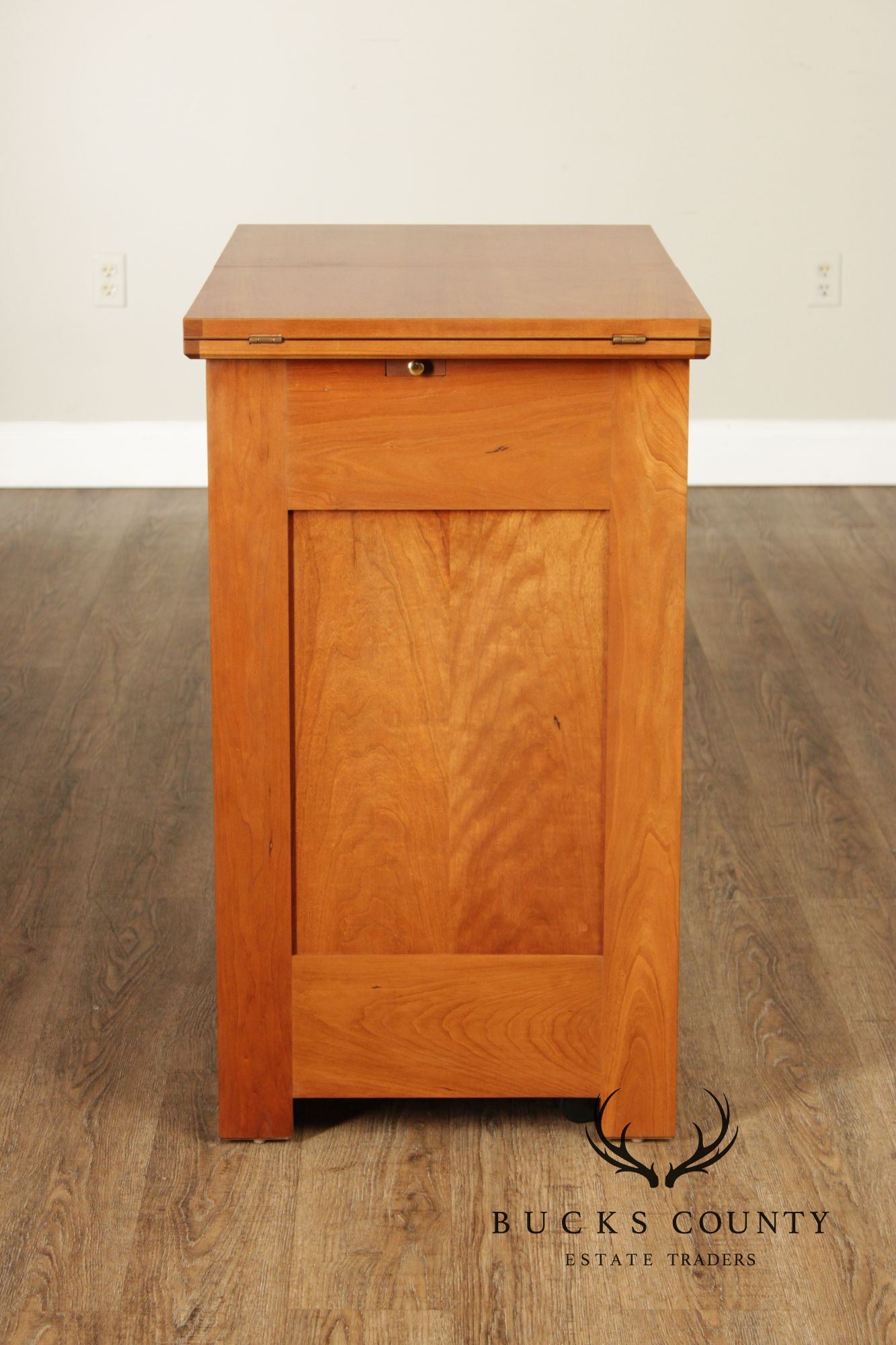 Stickley 21st Century Collection Cherry Mobile Server