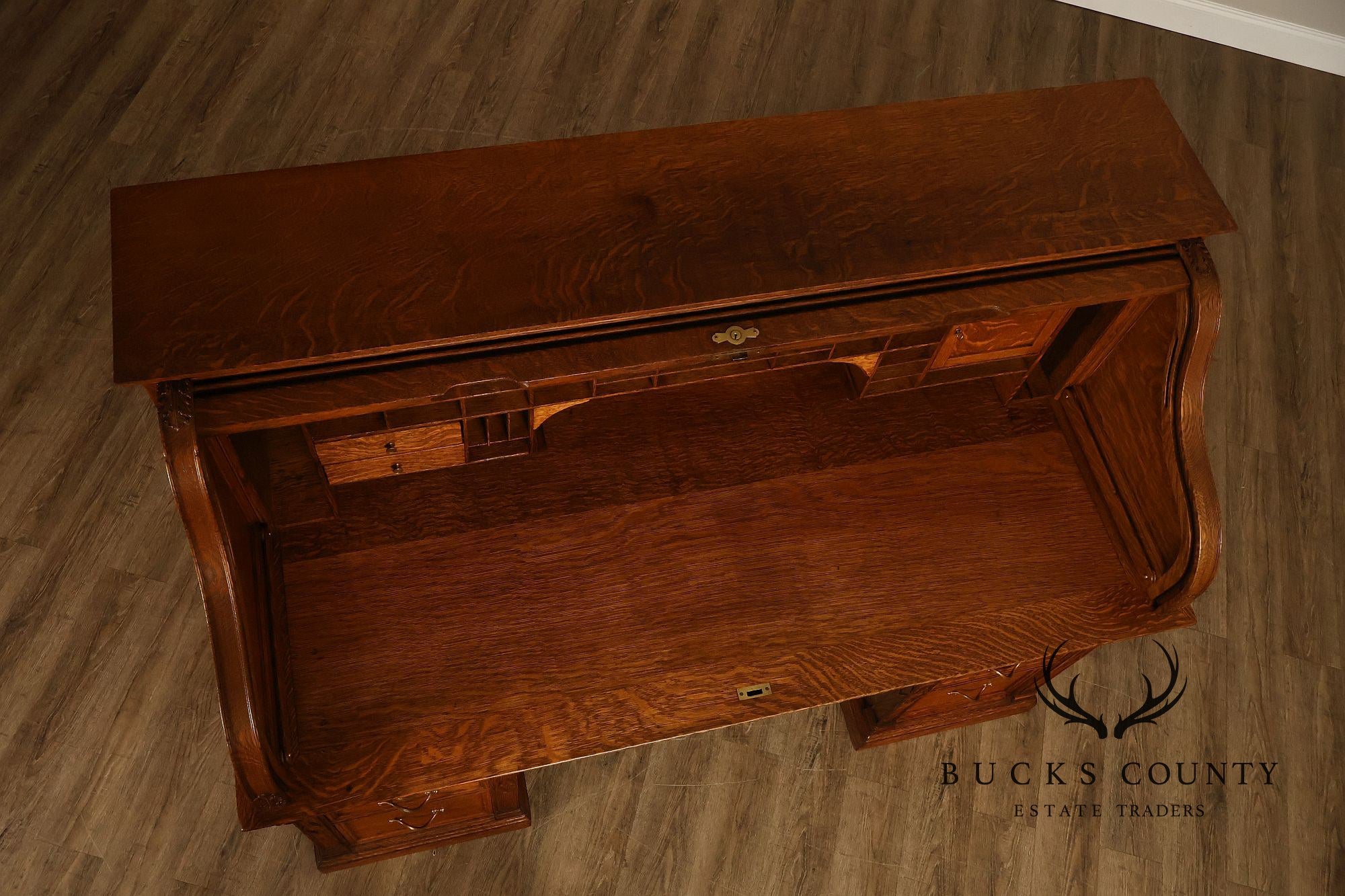 Exceptional Antique Quarter Sawn Oak Roll Top Desk With Carved 'Reading Hardware Co." Crest Panel
