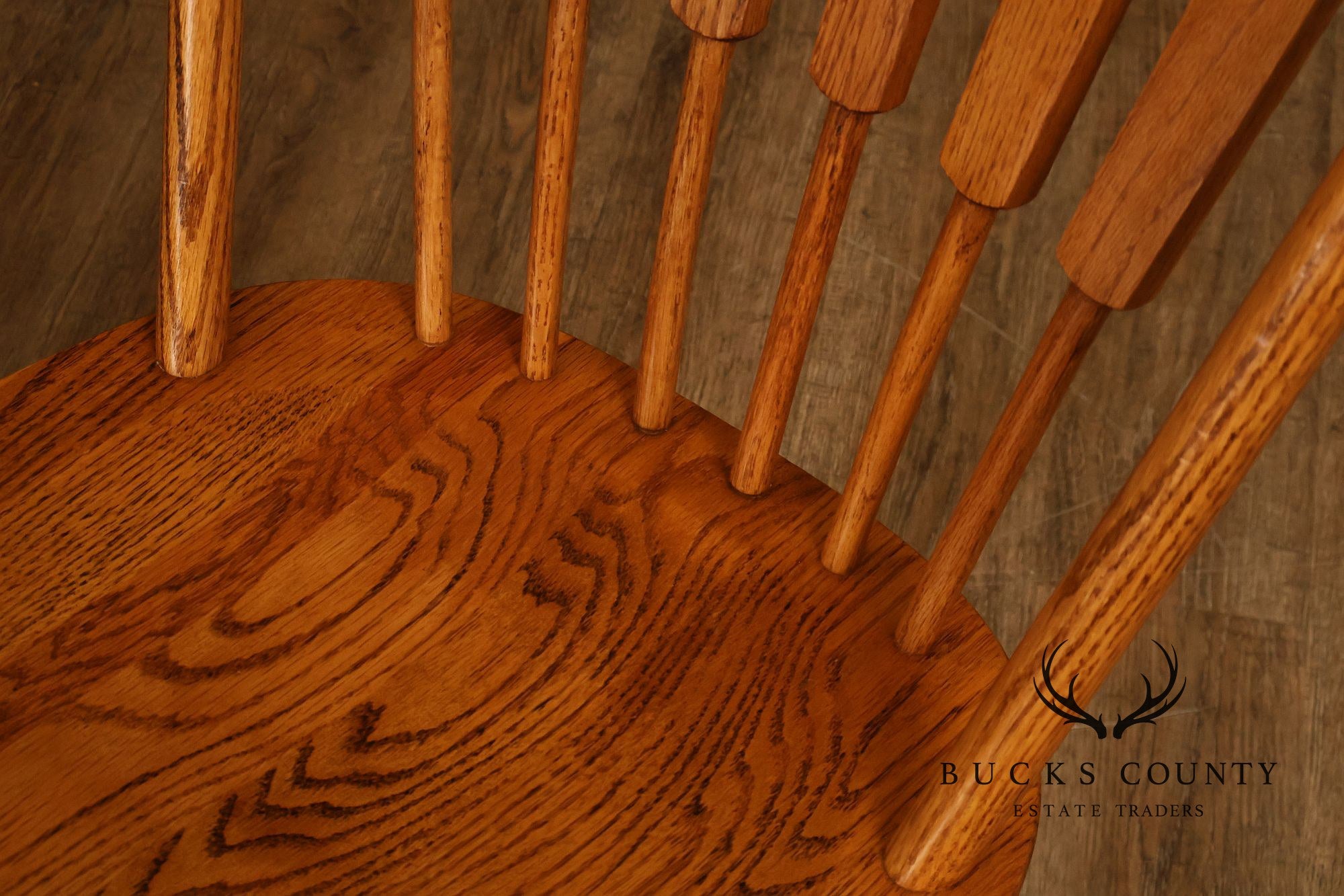 Richardson Brothers Colonial Windsor Style Set Of Seven Oak Dining Chairs