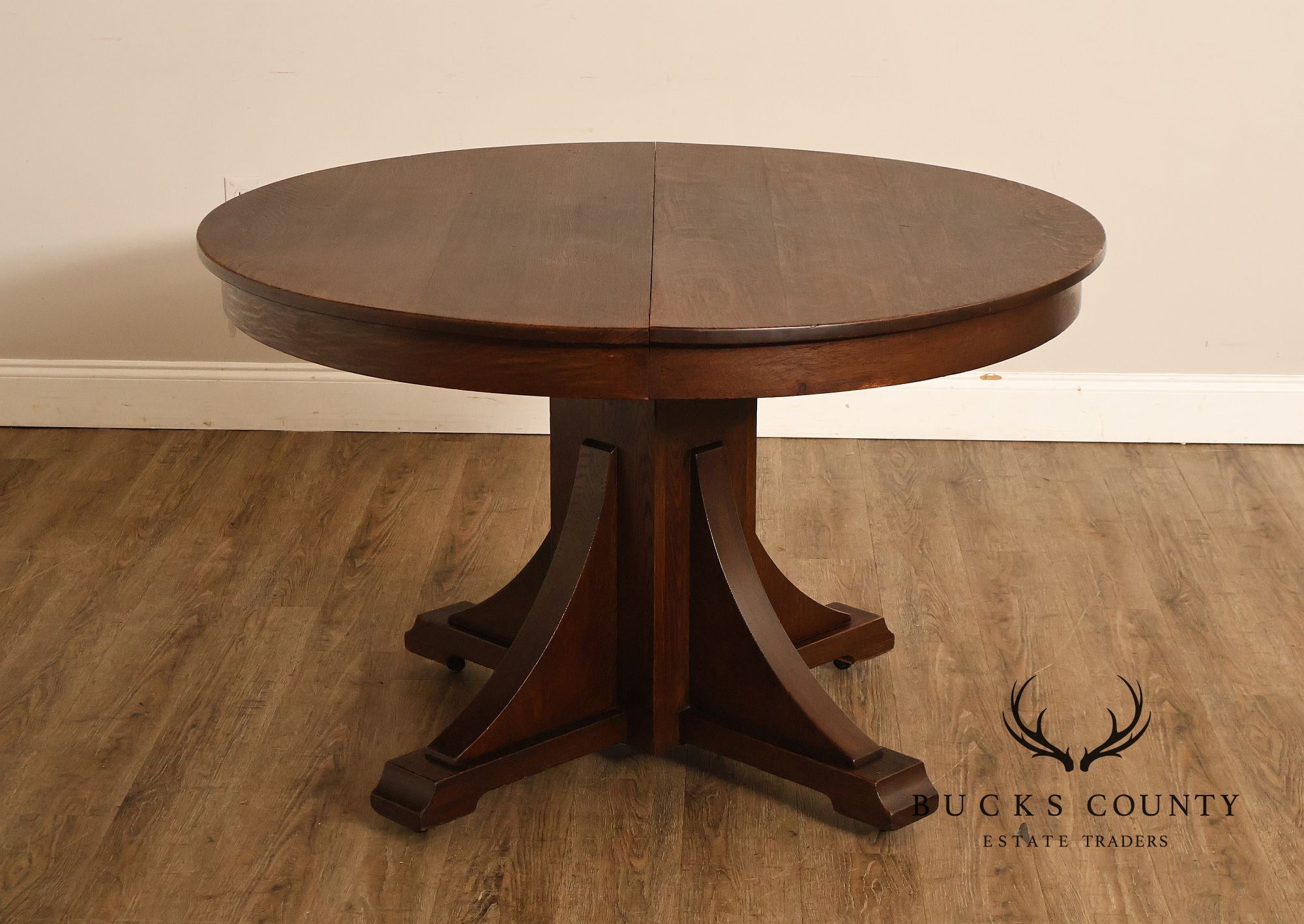 Antique Stickley Brothers 48" Round Oak Dining Table w/2 leaves