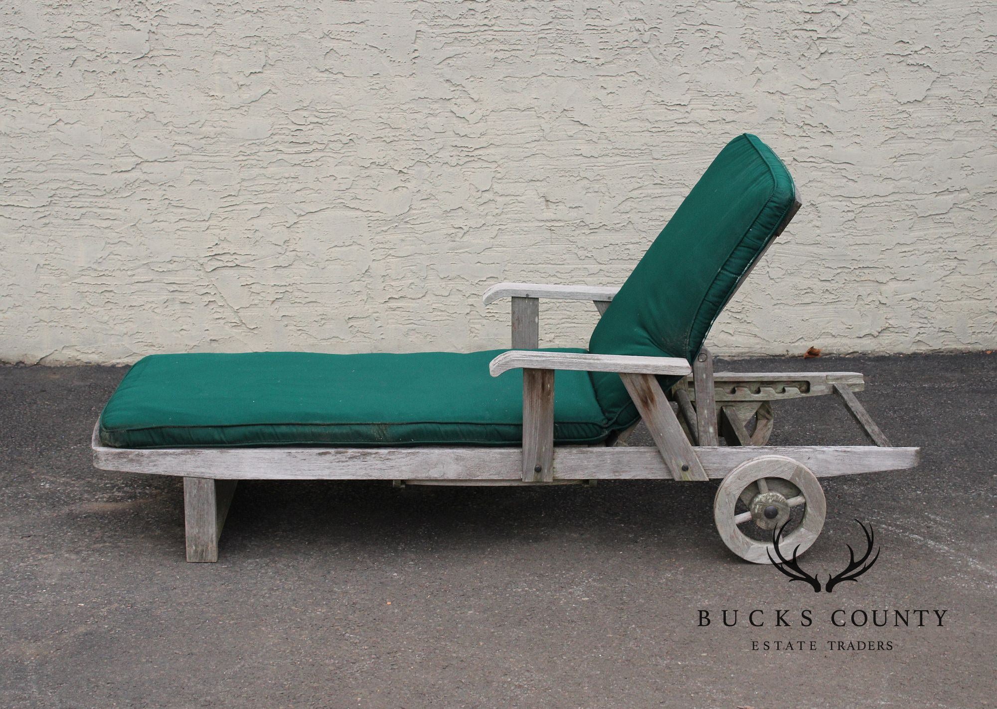 Gloster Pair of Teak Outdoor Patio Chaise Lounge Chairs