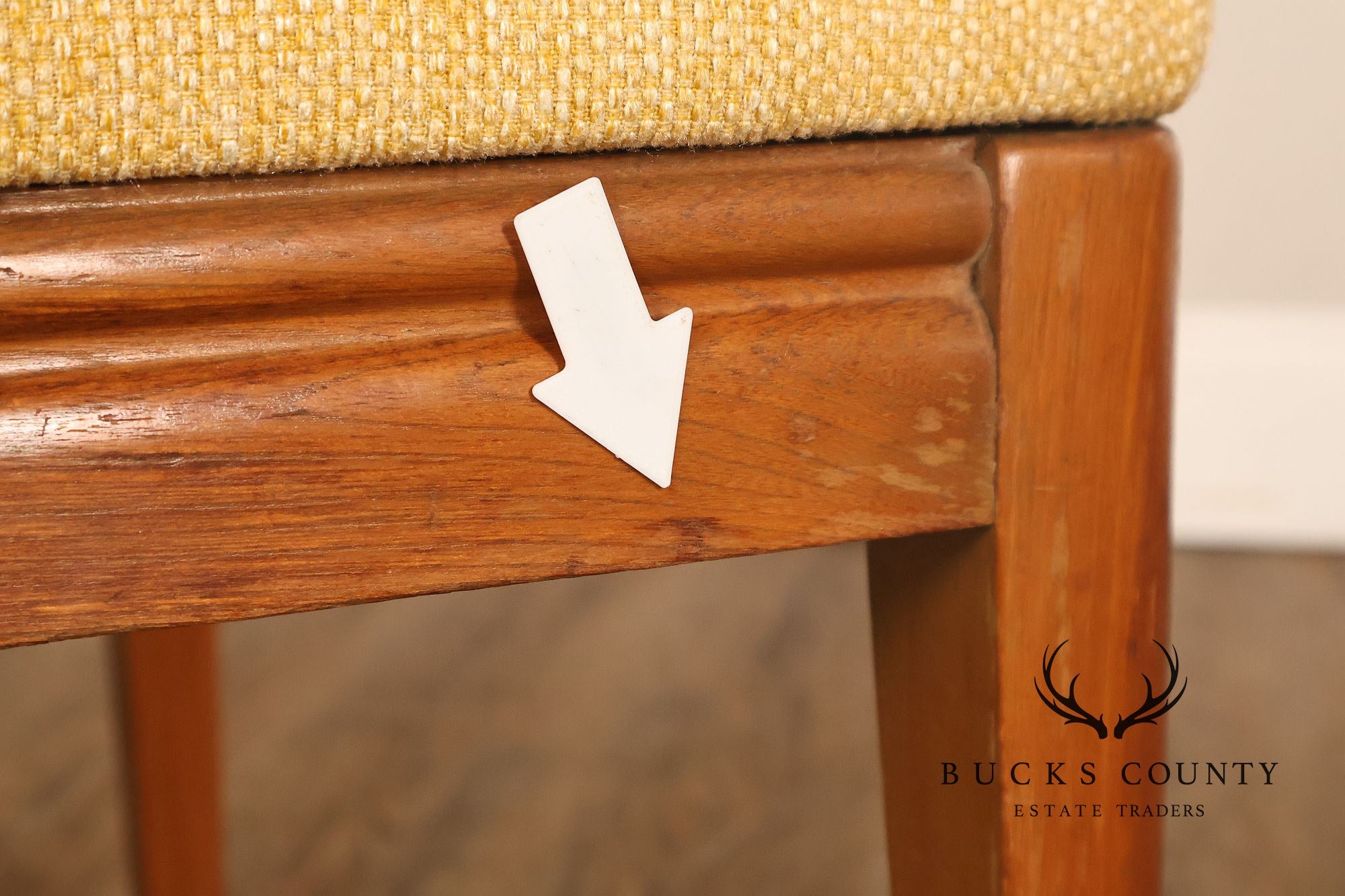 Mid Century Modern Upholstered Vanity Bench