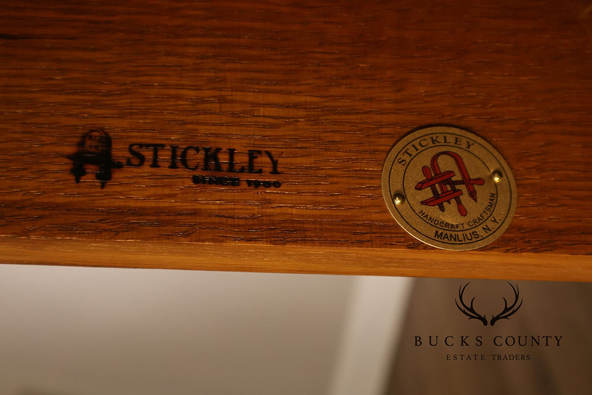 Stickley Mission Collection Oak Prairie Settle