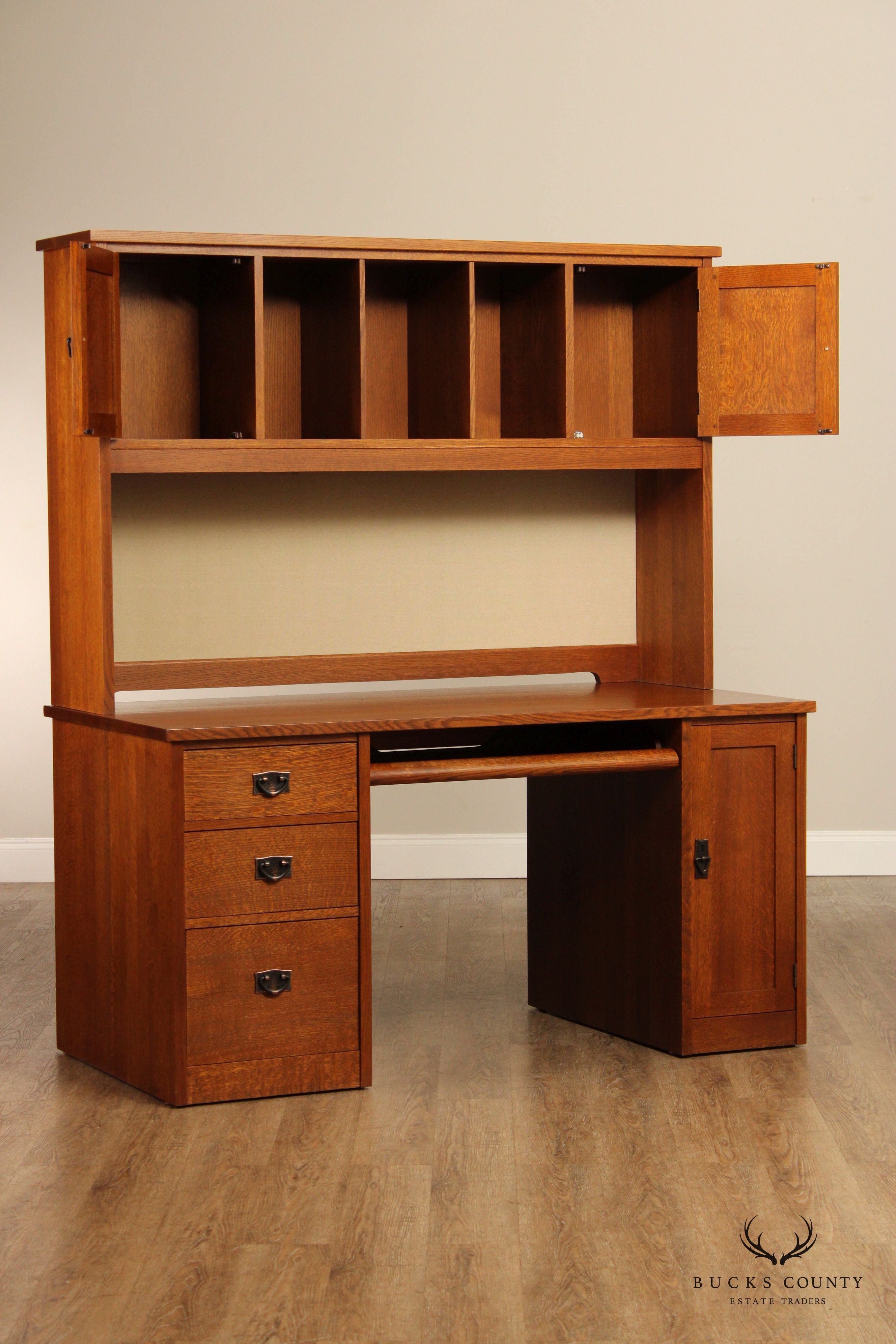 Stickley Mission Collection Oak Executive Desk with Hutch