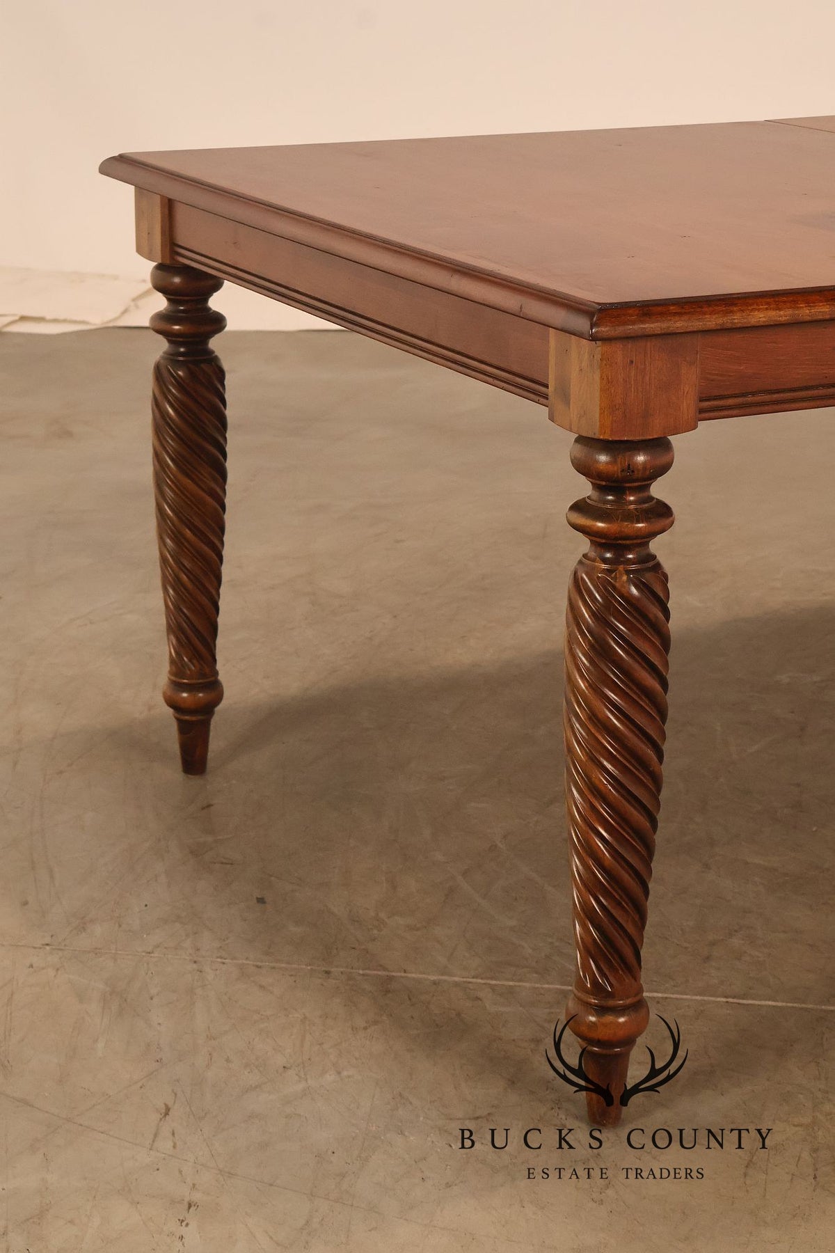 Ethan Allen British Classics Maple And Birch Dining Table