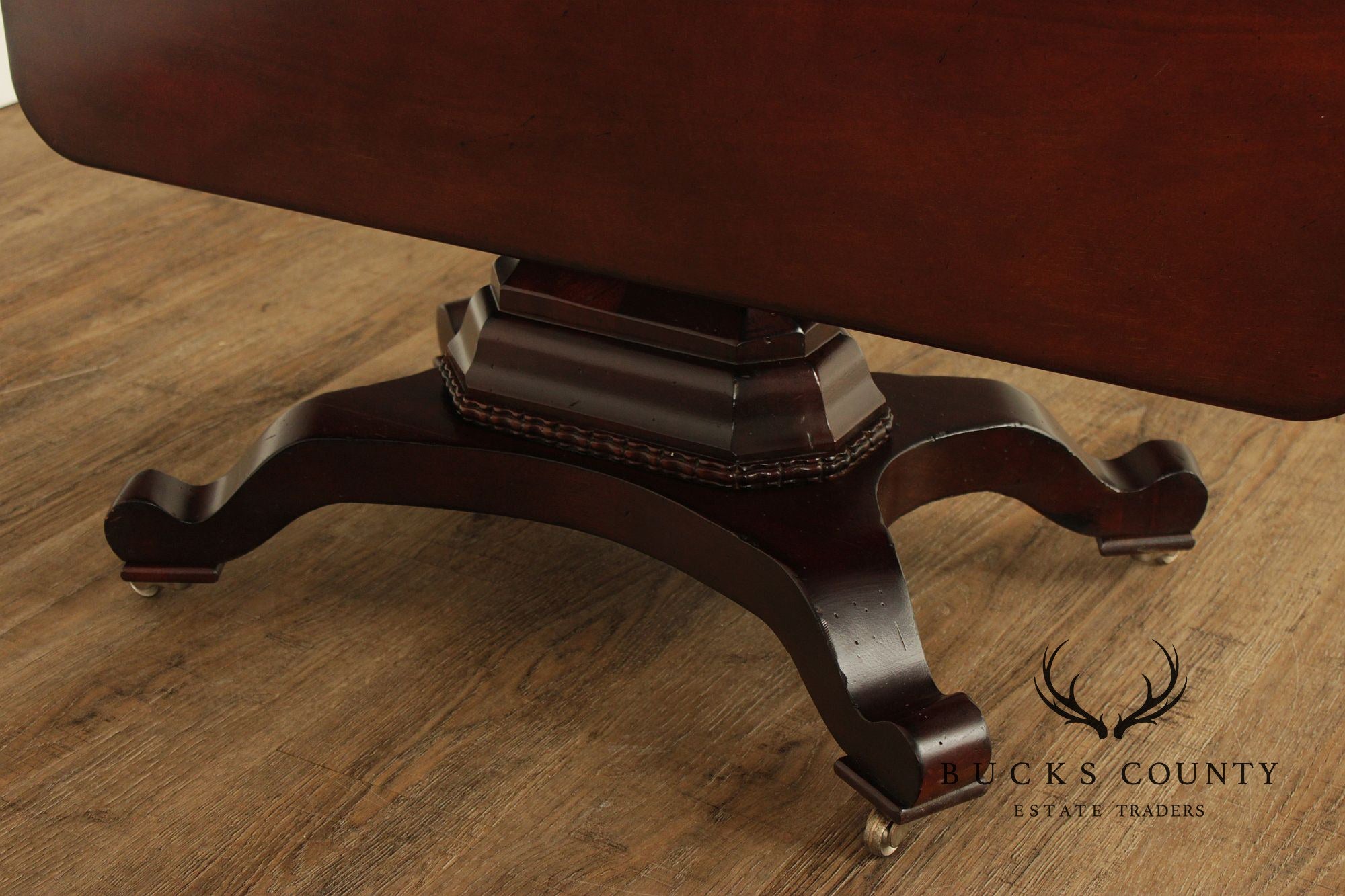 Century Oscar De La Renta Designed Mahogany Drop Leaf Table