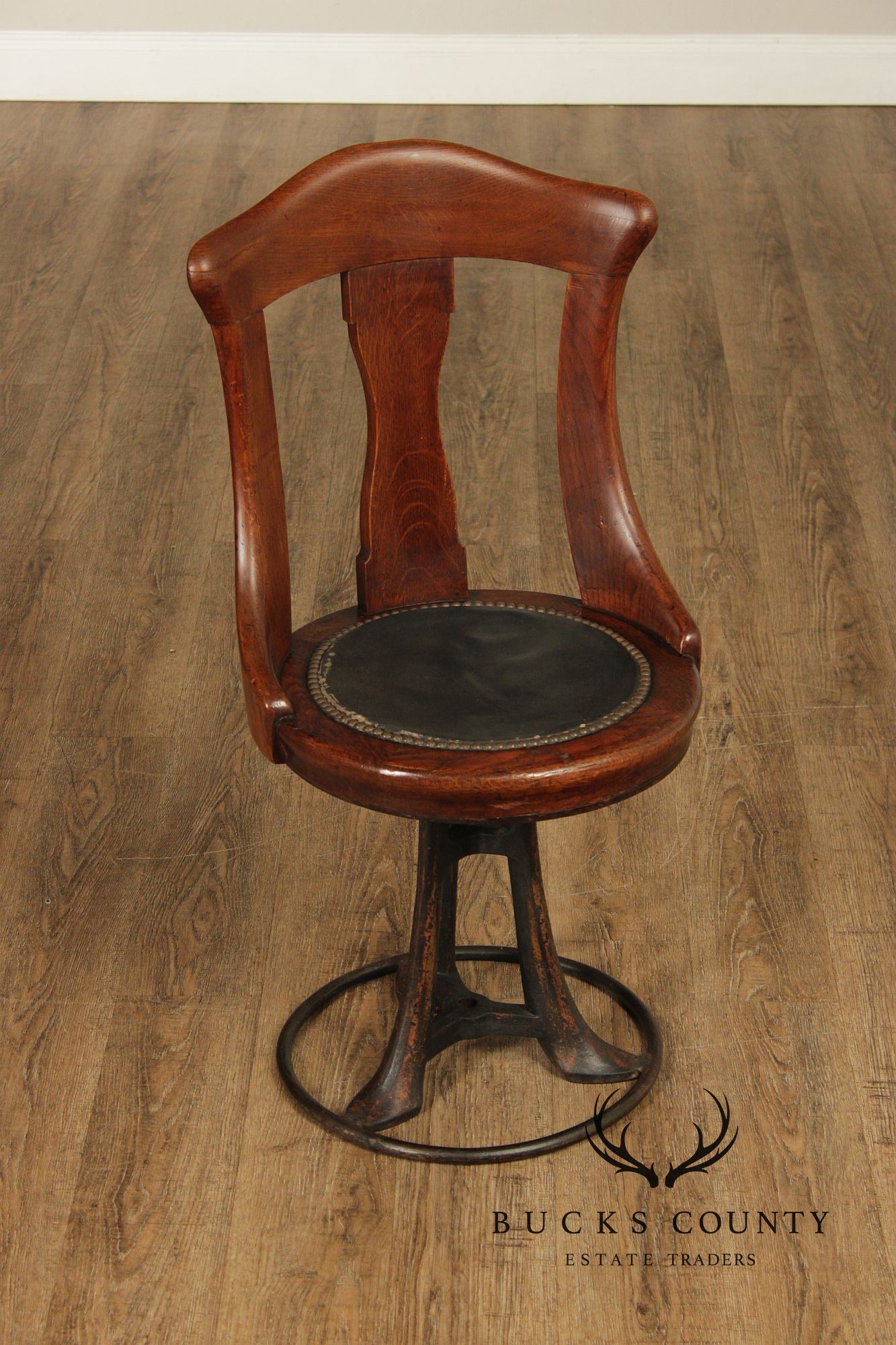 Antique Ship’s Table With Set Of Six Ship Chairs