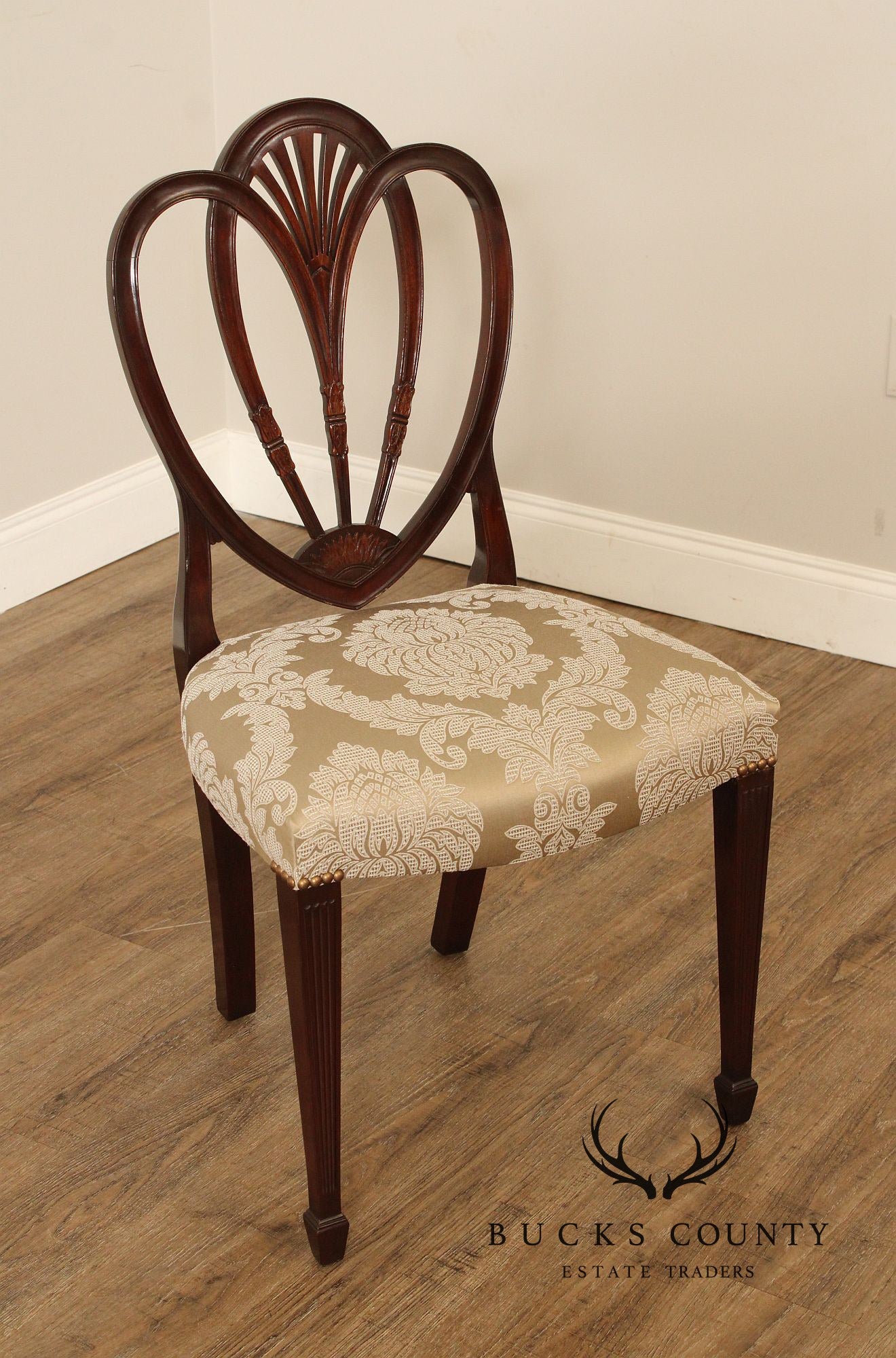 Old Colony Furniture 1930's  Hepplewhite Style Set Of Six Mahogany Shield Back Dining Chairs