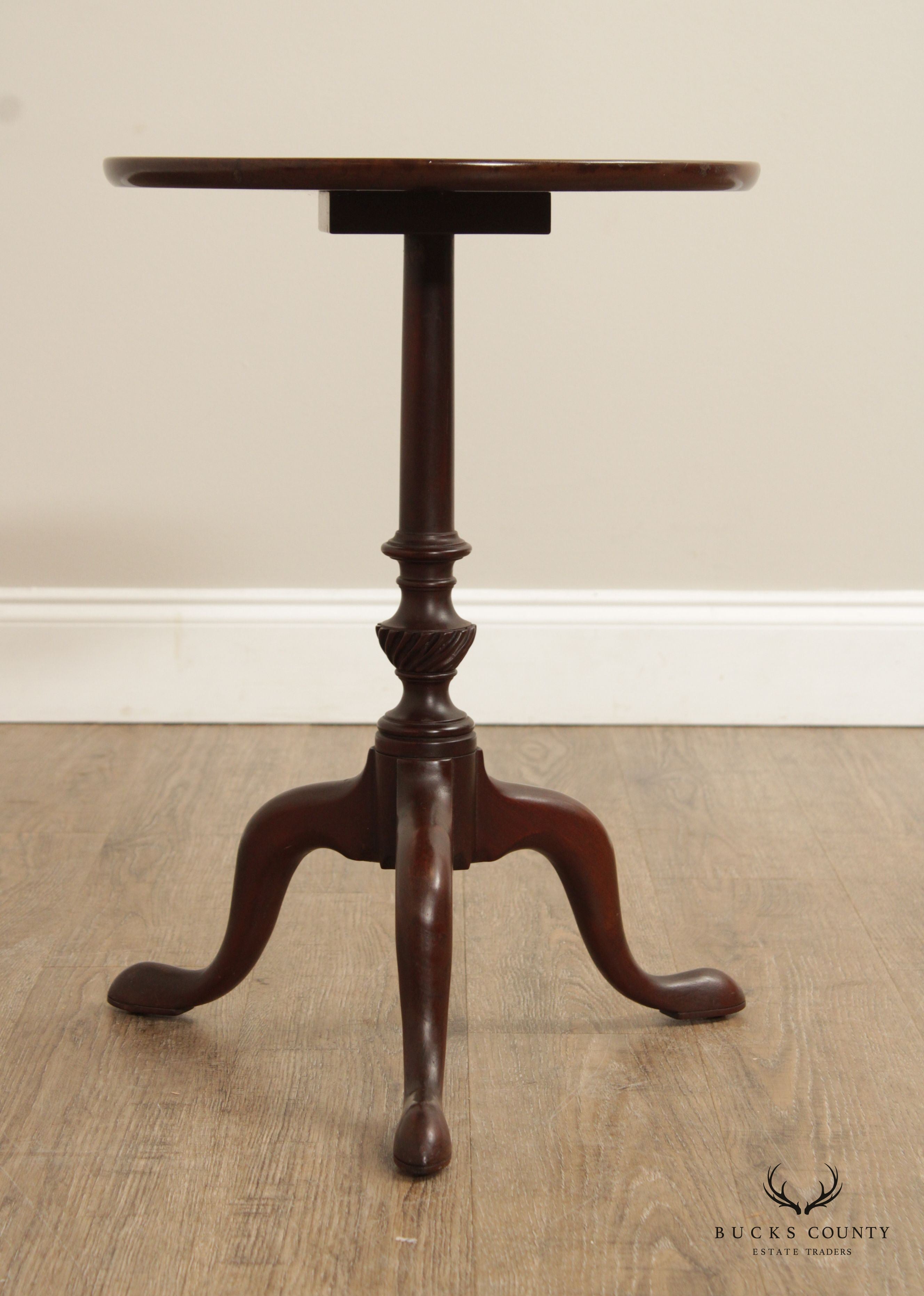 Kittinger Historic Newport Georgian Style Mahogany Round Mahogany Drinks Side Table