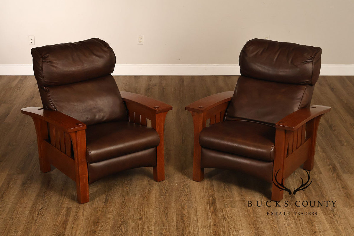 Stickley Mission Collection Pair of Bustle Back Bow Arm Morris Recliners