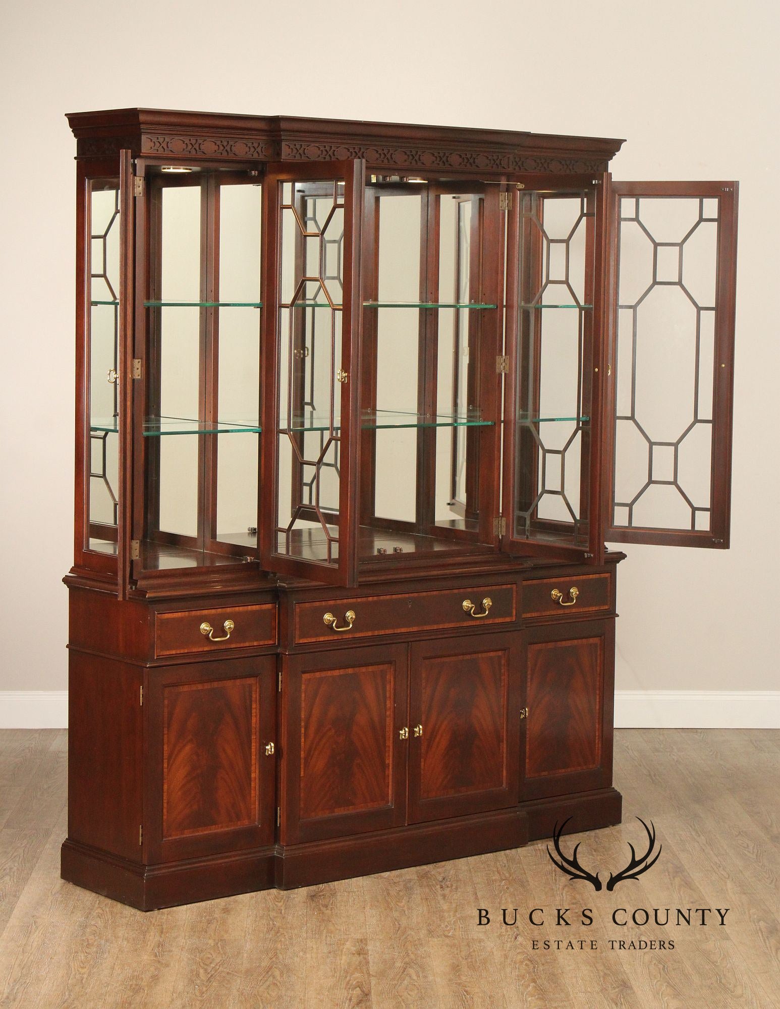 Stickley Classics Collection Inlaid Mahogany China Cabinet